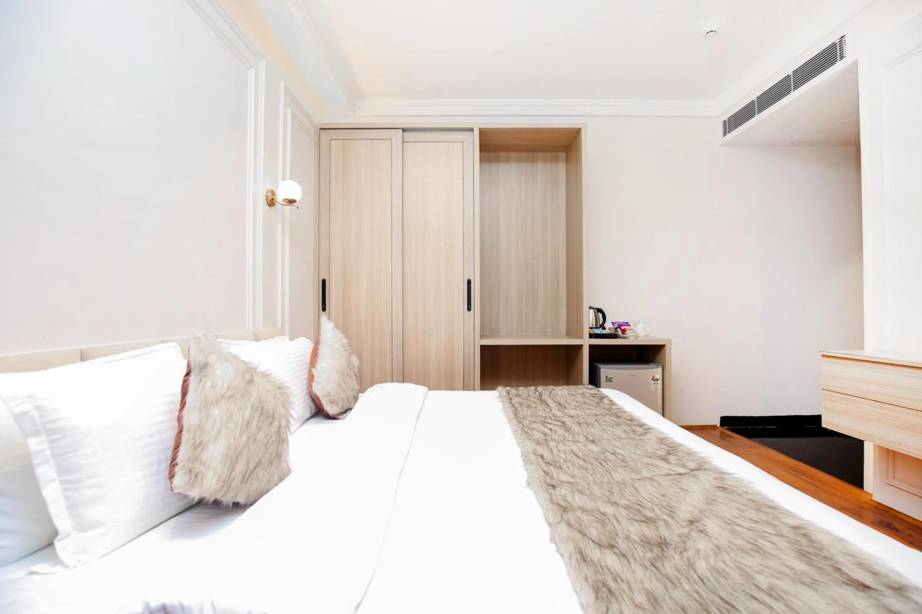 Bedroom, Bed in Hotel Euphoria Green