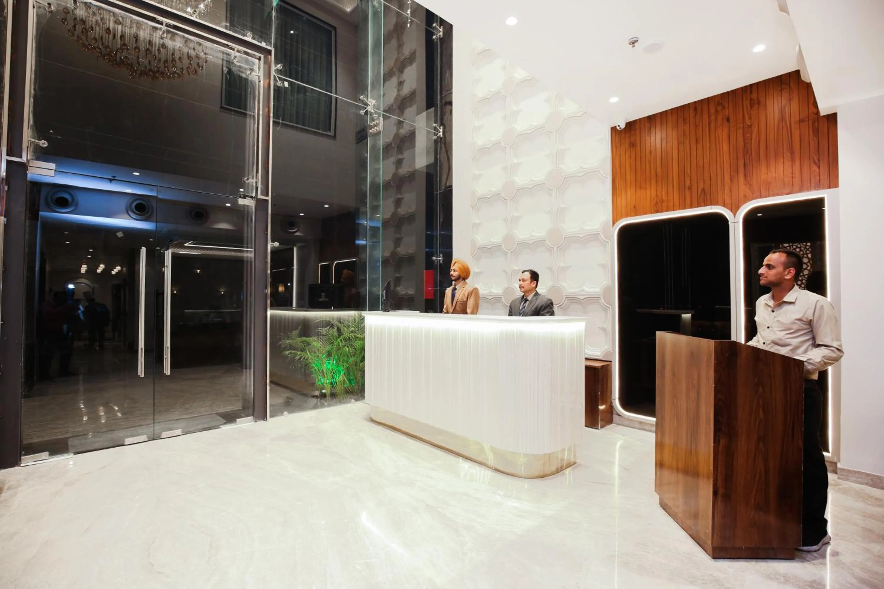 Lobby or reception in Hotel Euphoria Green