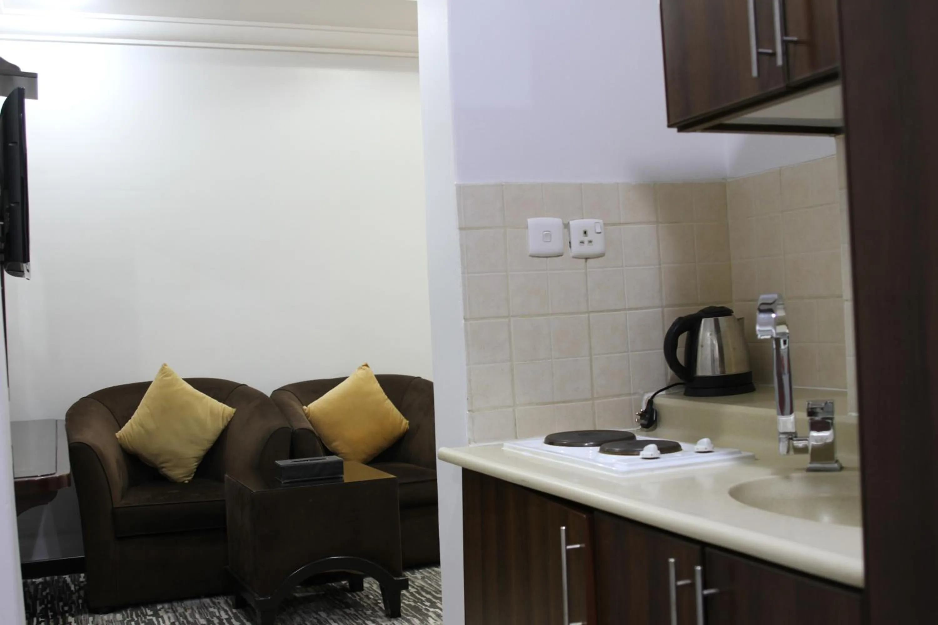 kitchen in Carawan Al Khaleej Hotel Olaya