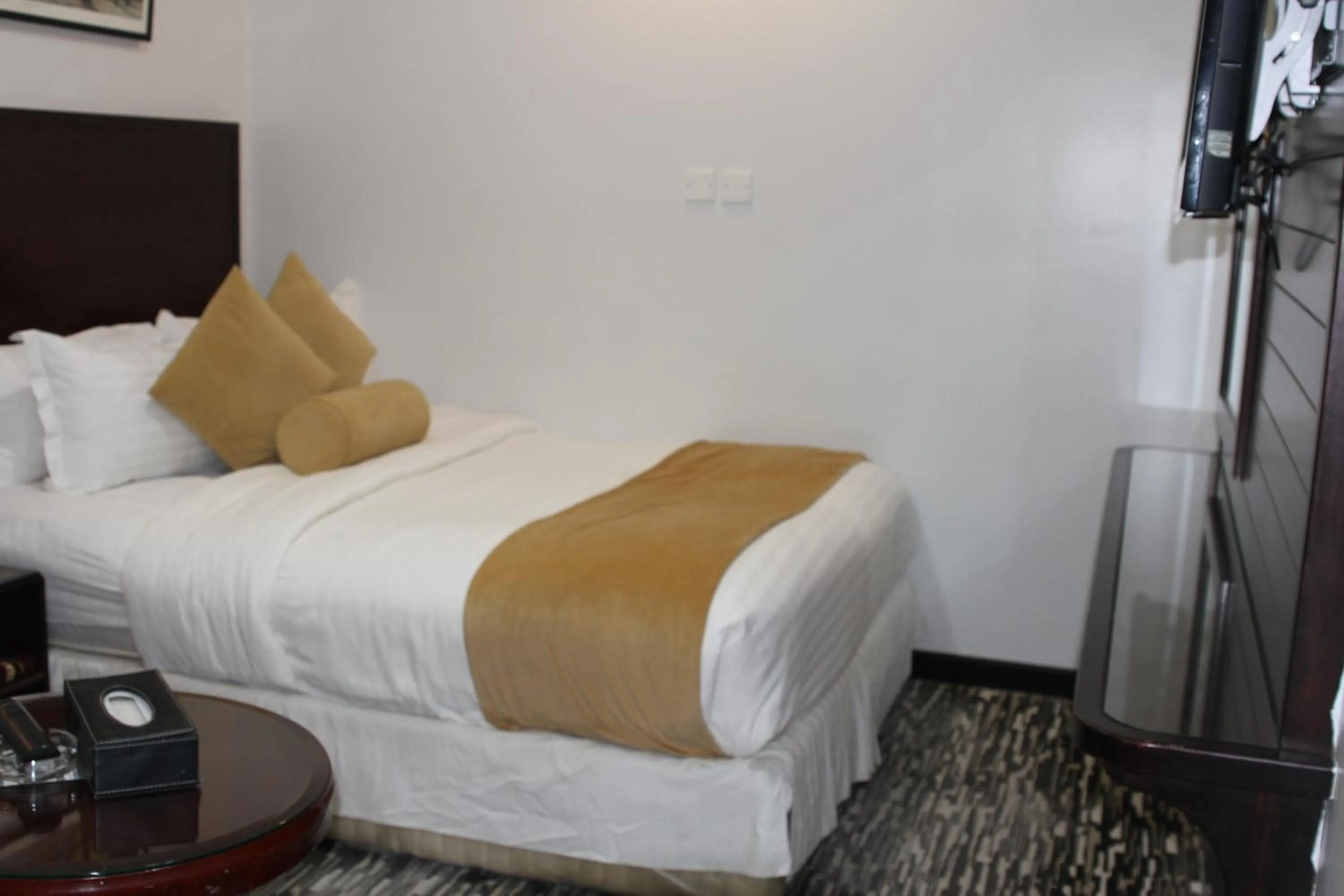 Bed in Carawan Al Khaleej Hotel Olaya