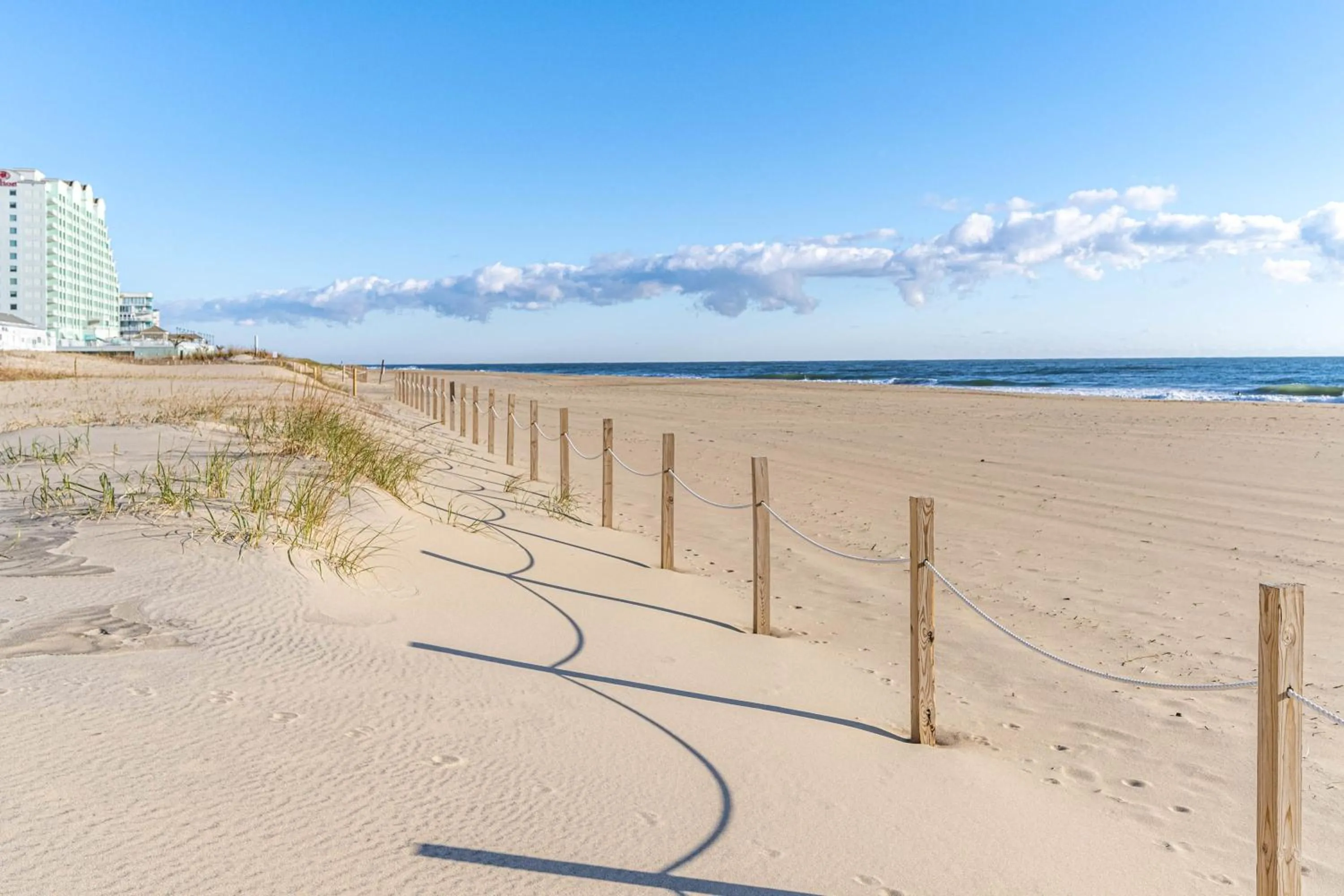 Oceanfront 2 Bedroom Modern Beach Condo w Pool