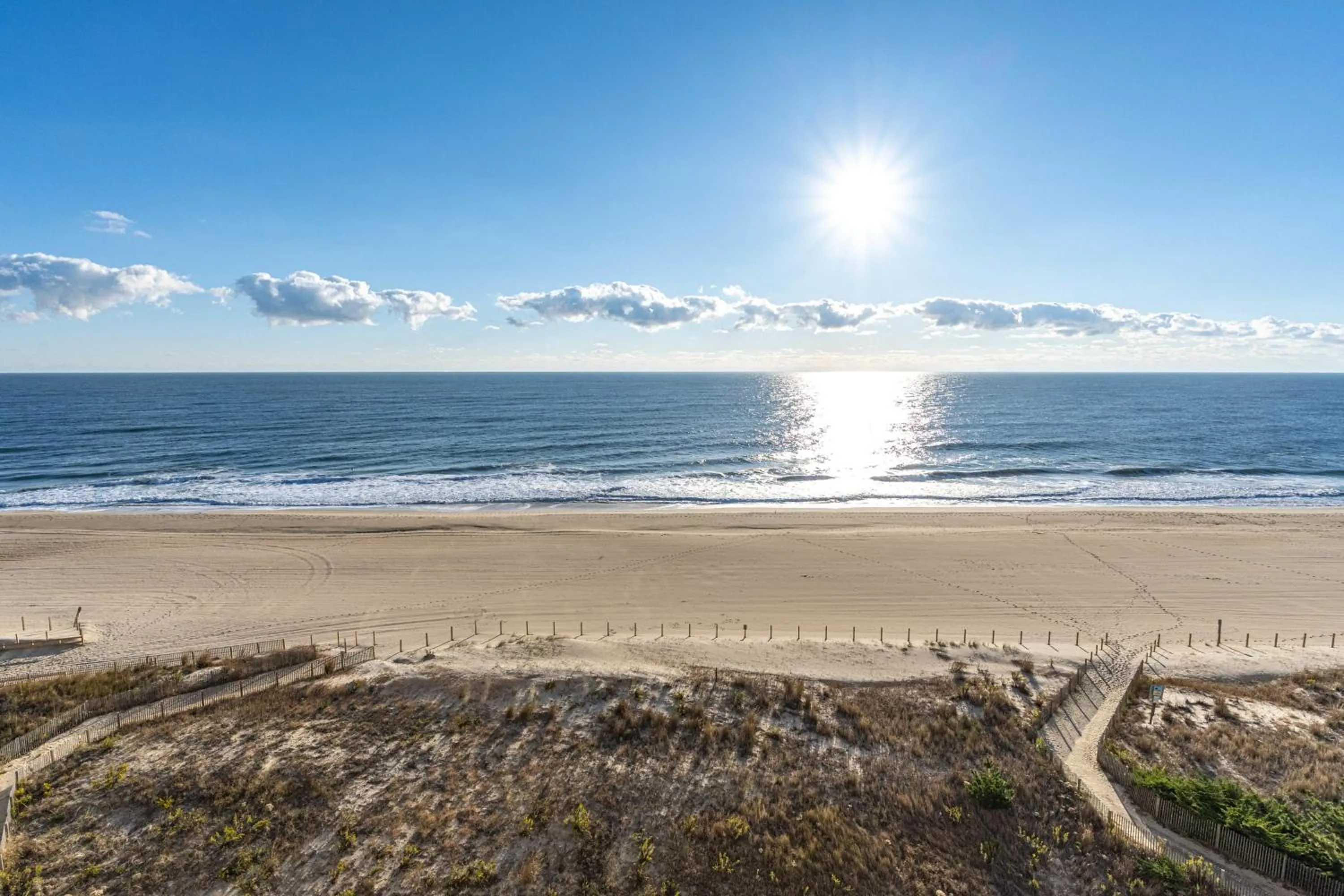 Oceanfront 2 Bedroom Modern Beach Condo w Pool