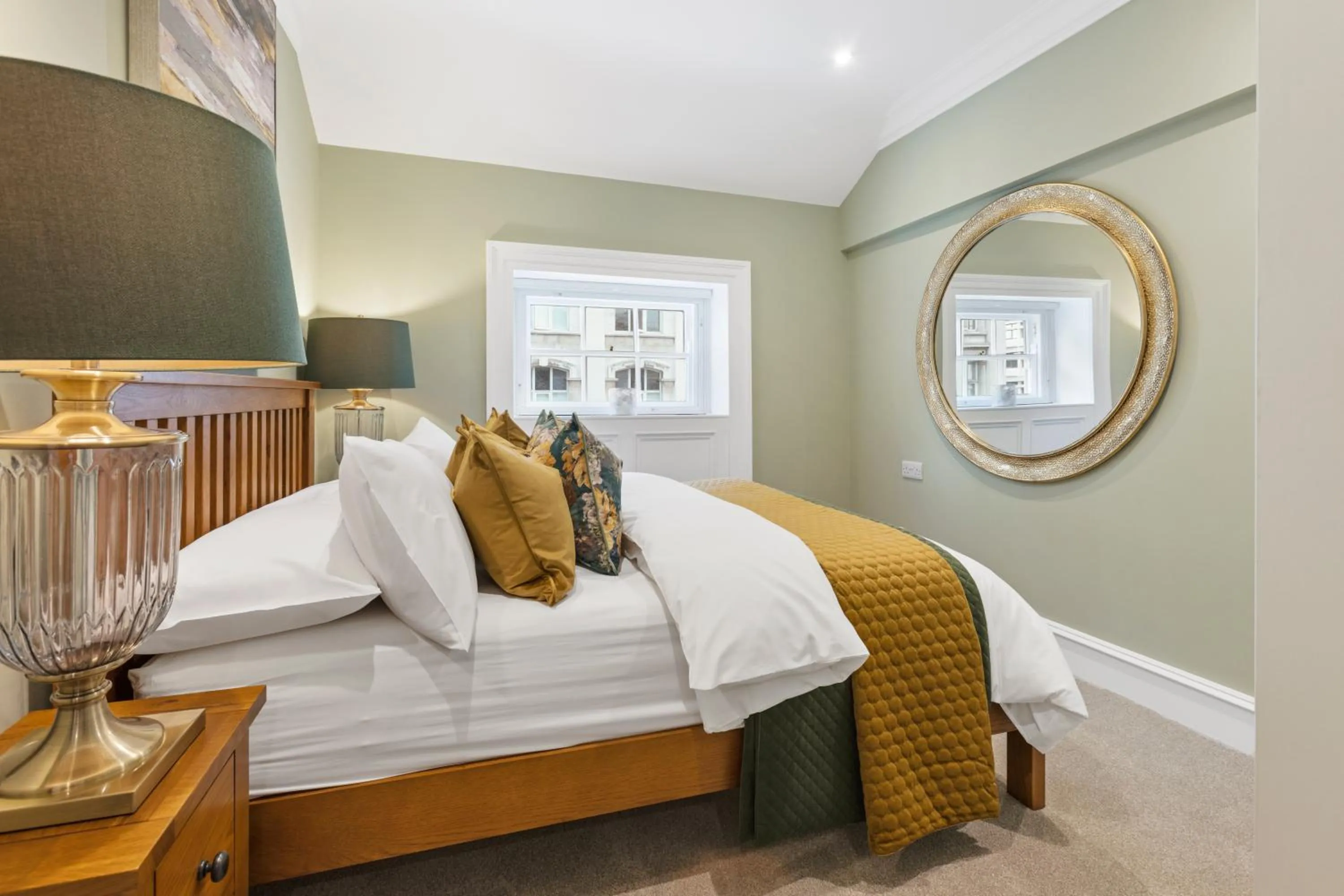 Bedroom, Bed in Wilton House