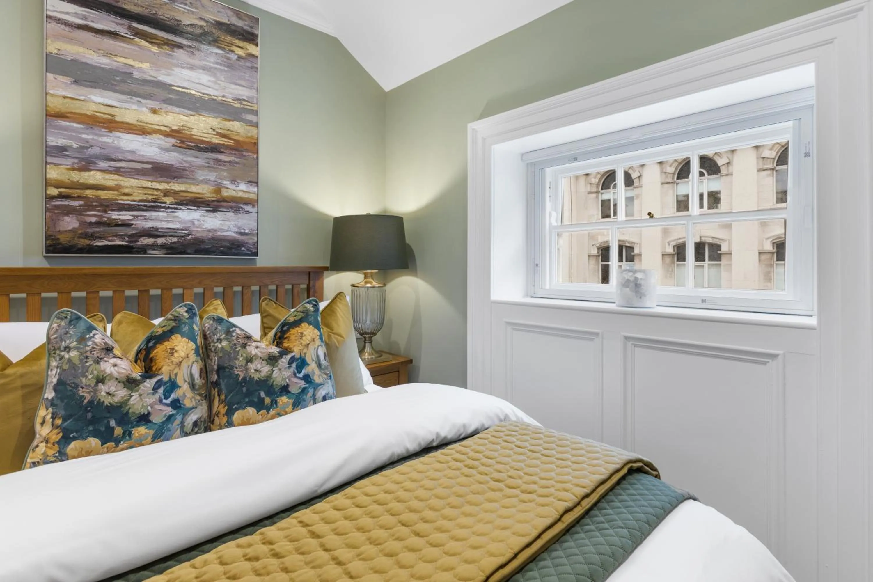 Bedroom, Bed in Wilton House