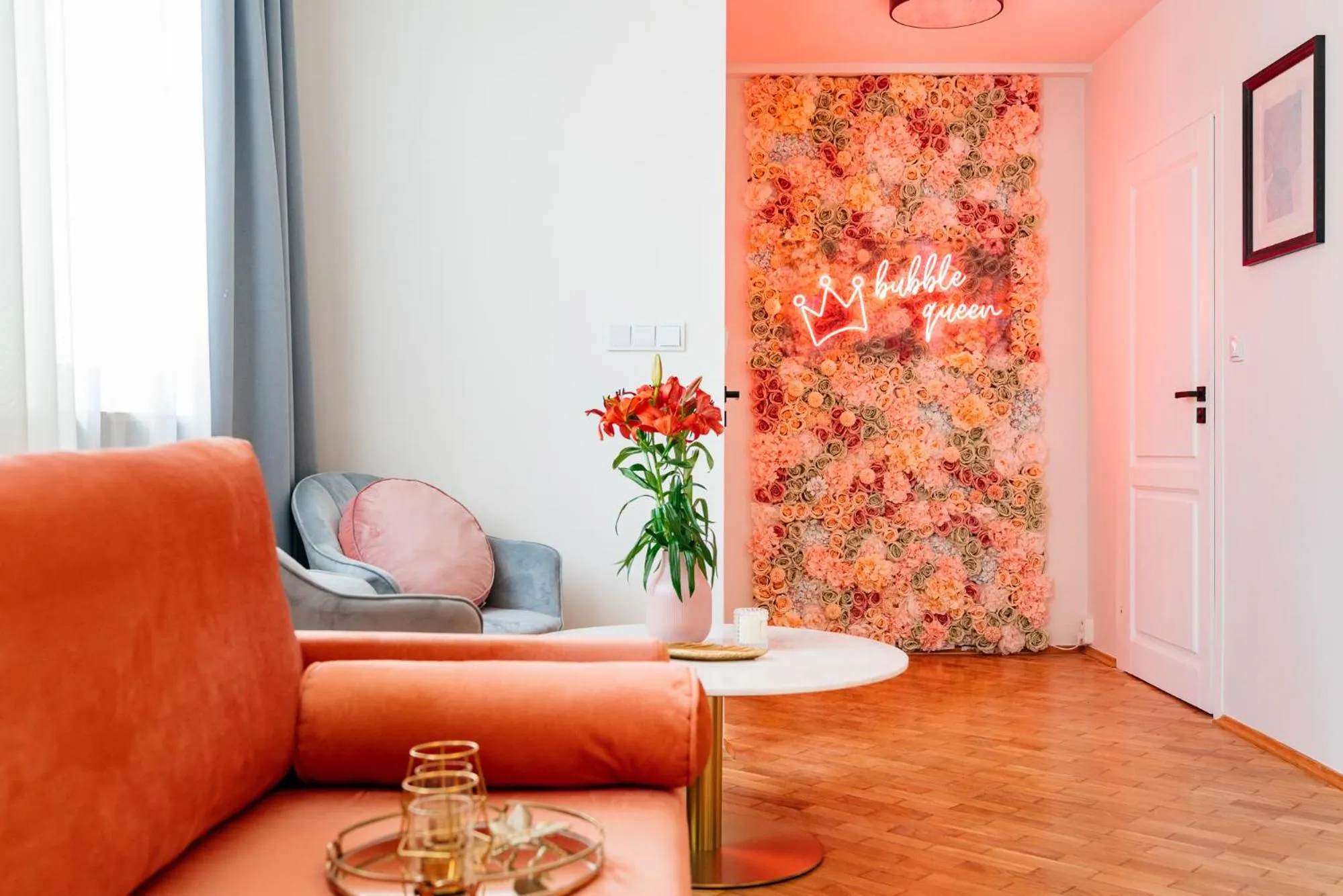 Living room in Crystal House II - LoftAffair Collection