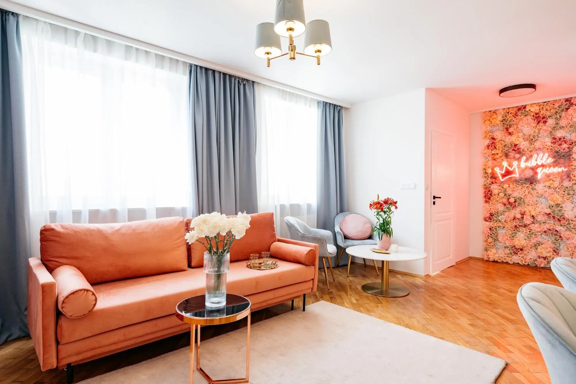 Living room in Crystal House II - LoftAffair Collection