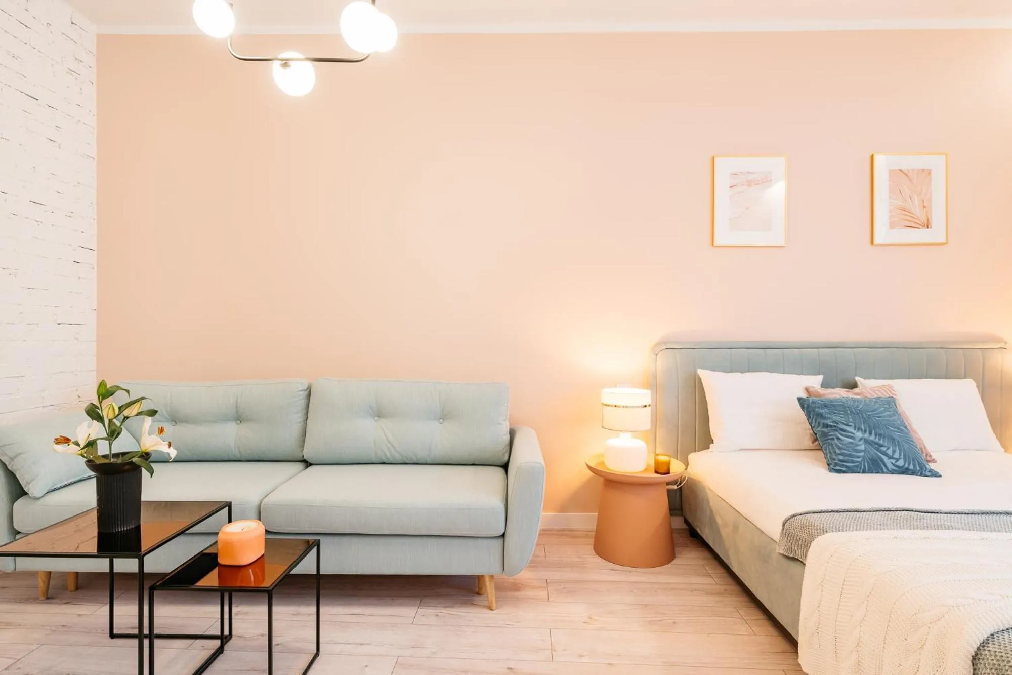 Living room in Crystal House II - LoftAffair Collection