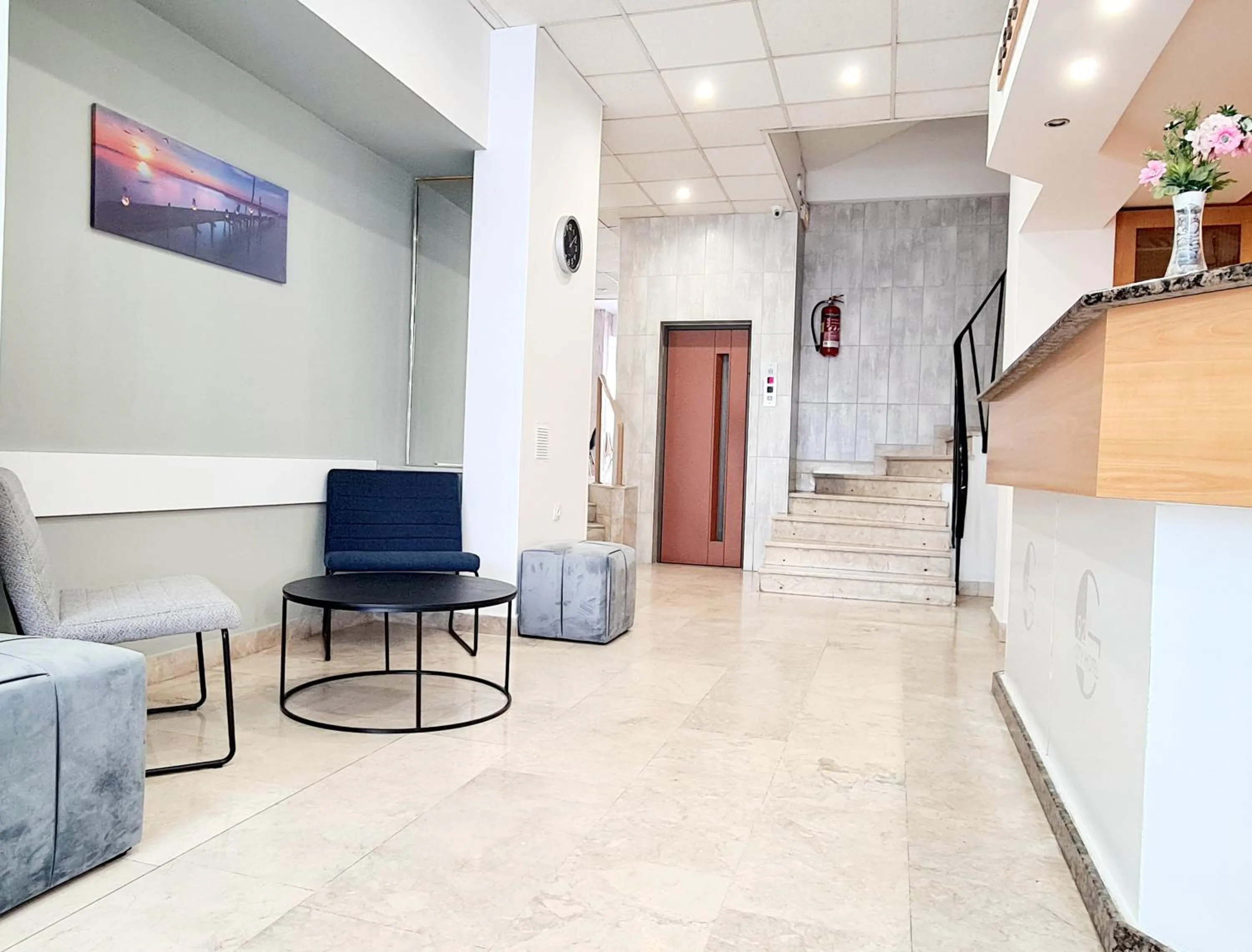 Living room in G92 City Hotel