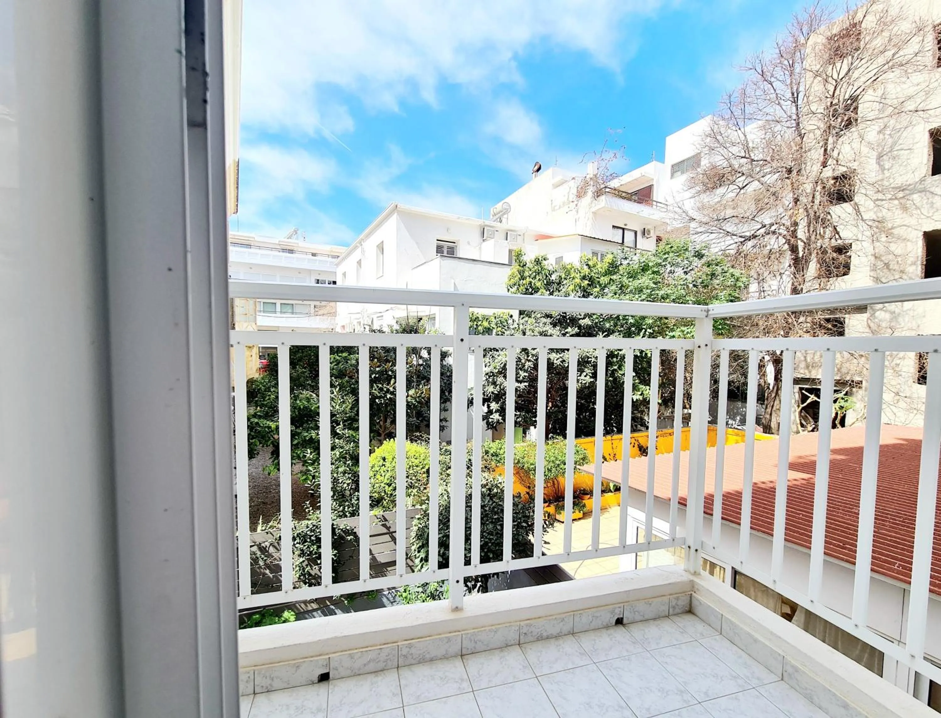 Day in G92 City Hotel