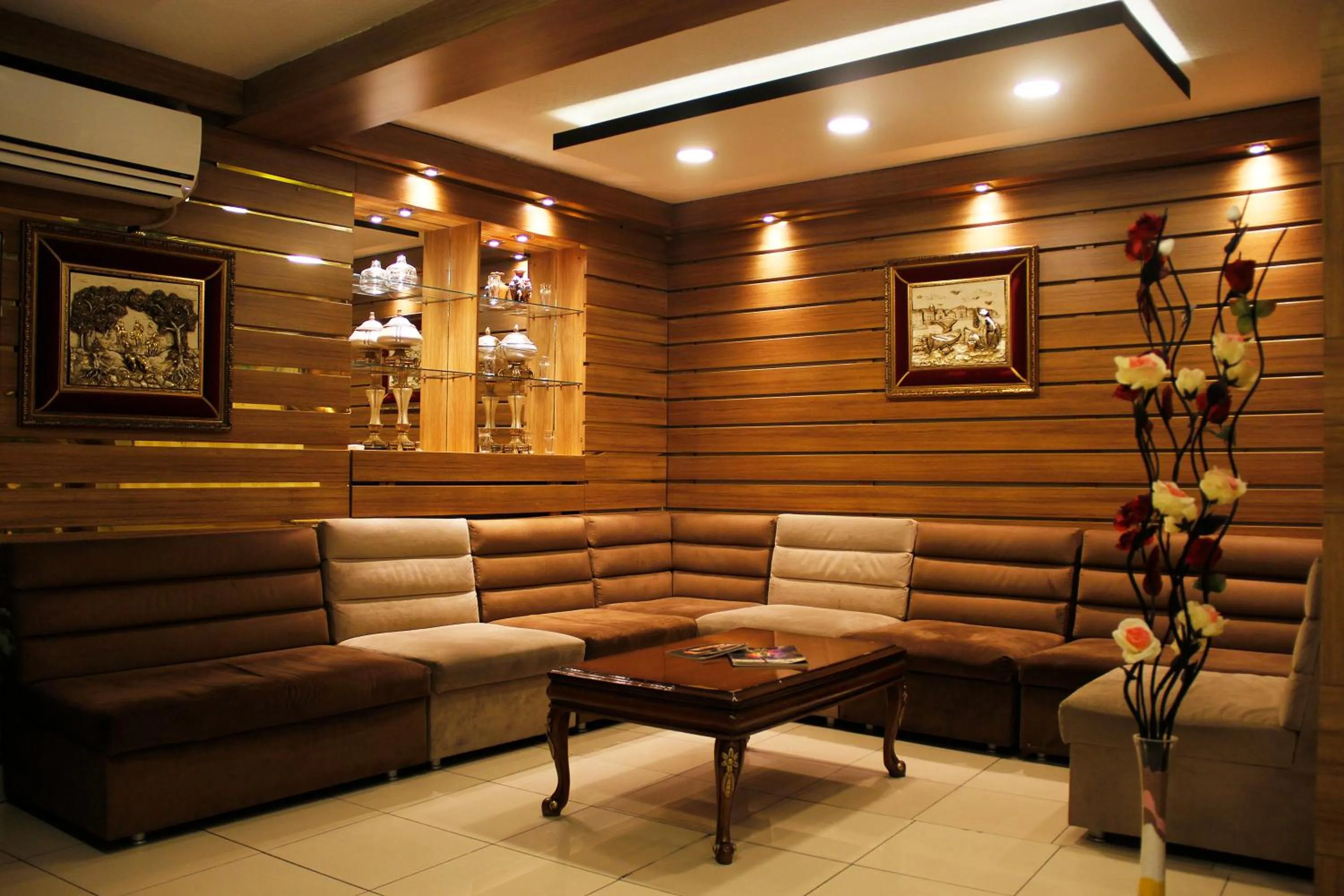 Living room in GROSS HOTEL