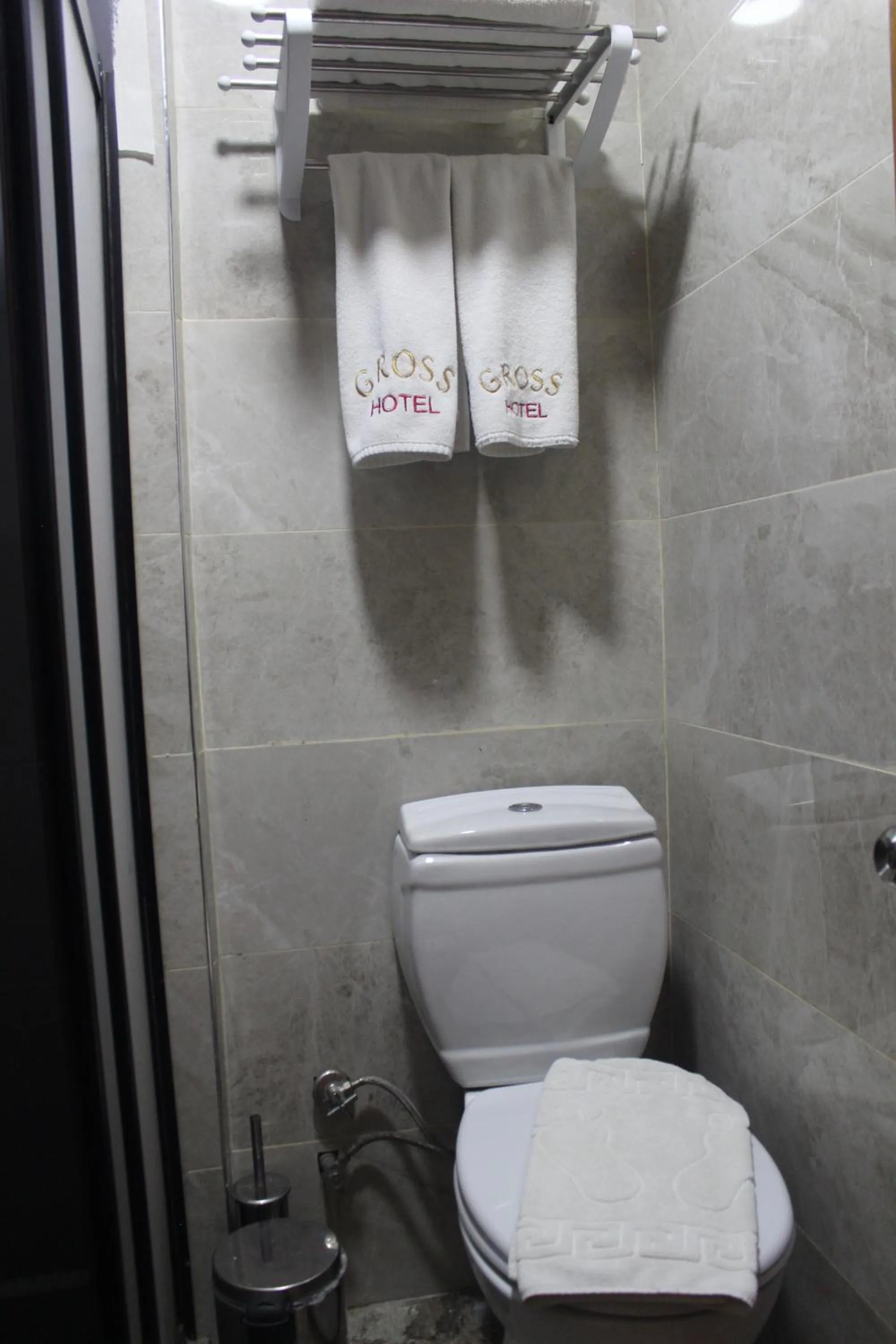 Toilet in GROSS HOTEL