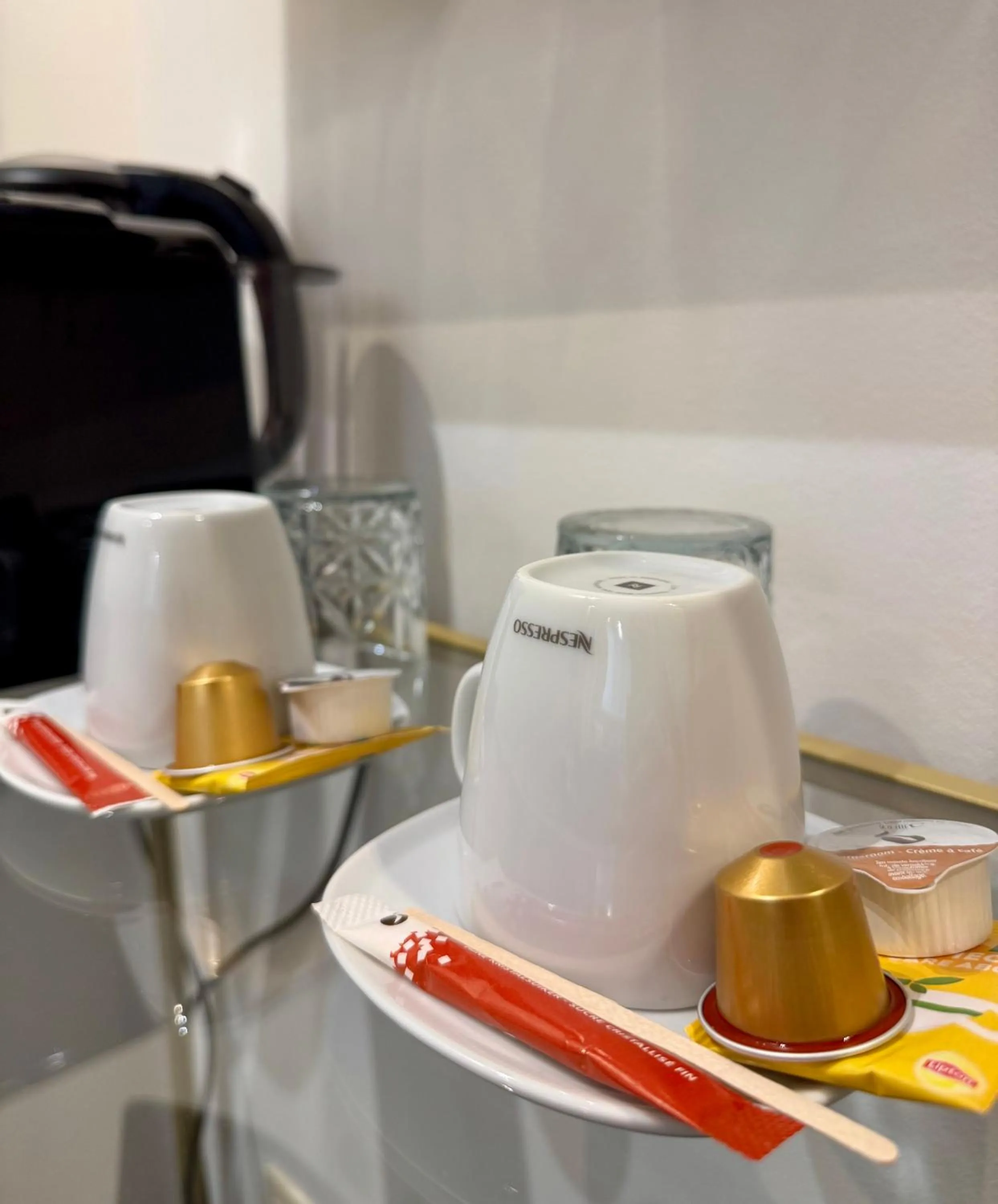 Coffee/tea facilities in Hotel de Maître de Vaughan