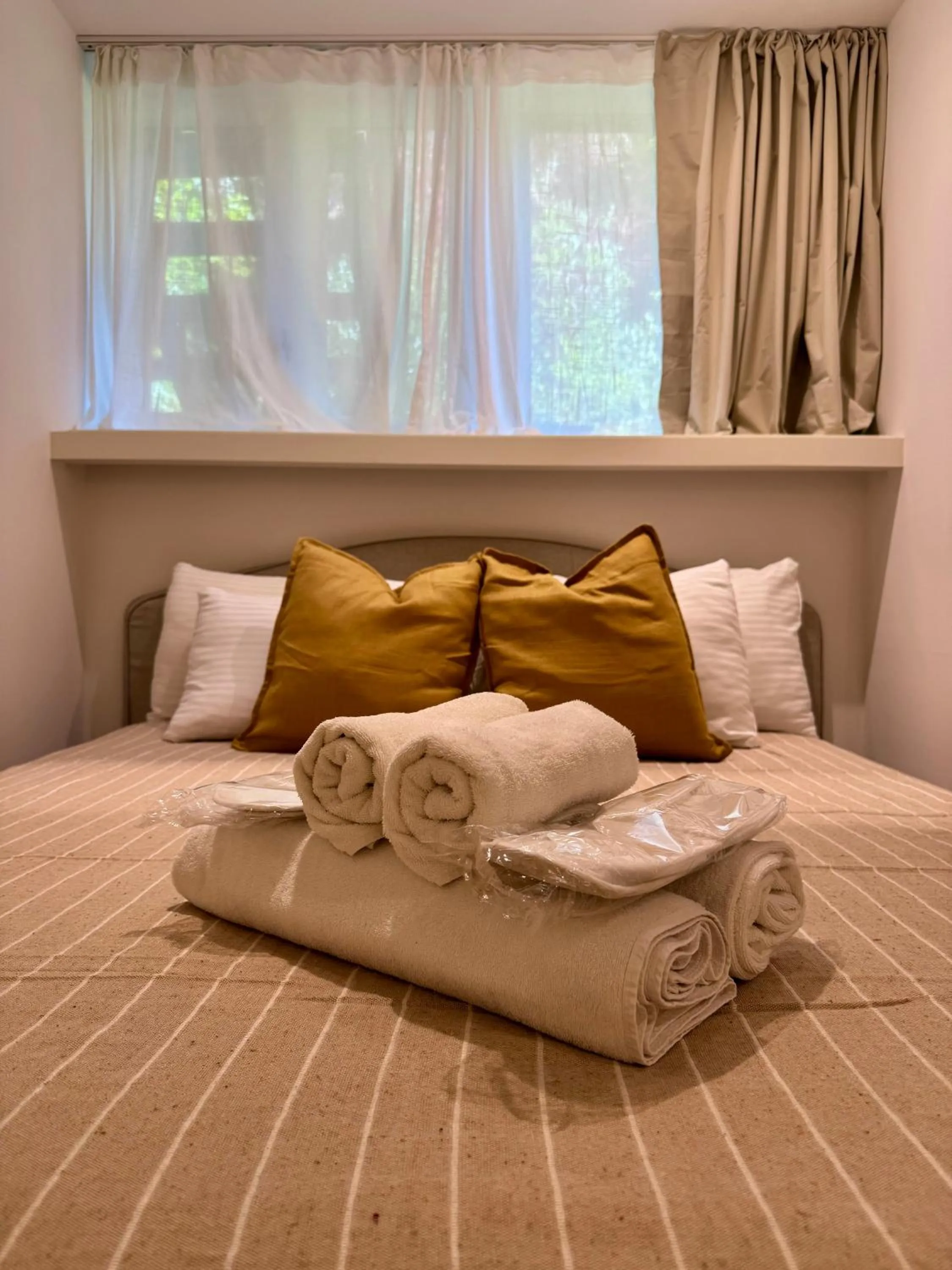 Bedroom, Bed in Hotel de Maître de Vaughan