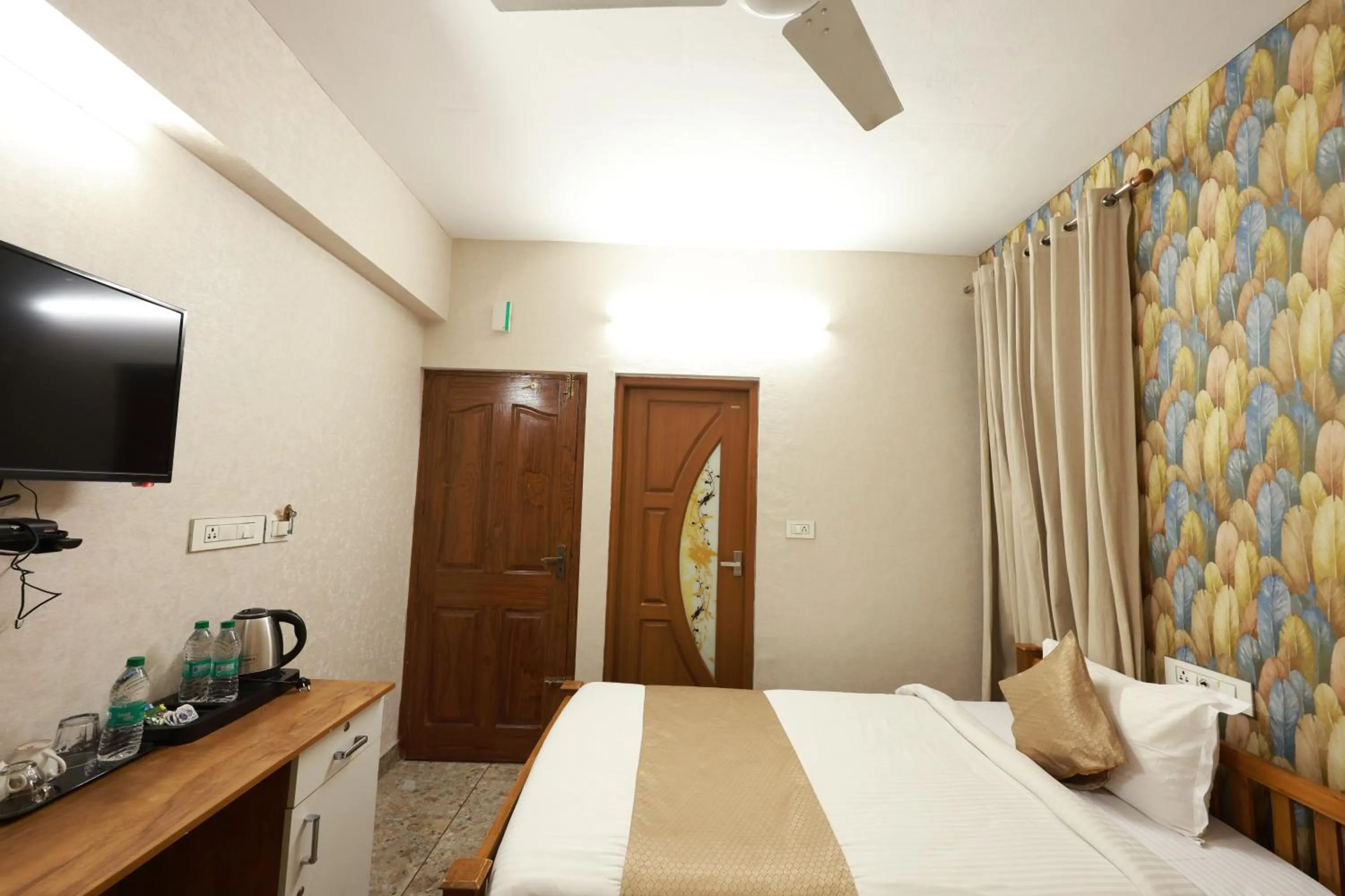 Bed in Dreams Paradise Airport Residency