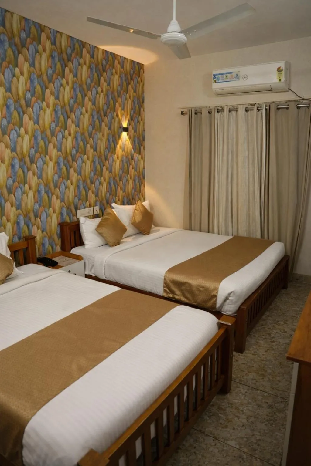 Bed in Dreams Paradise Airport Residency