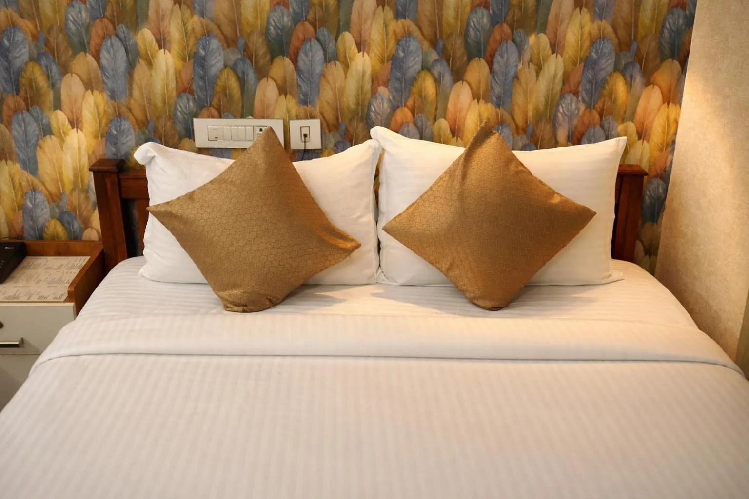 Bed in Dreams Paradise Airport Residency