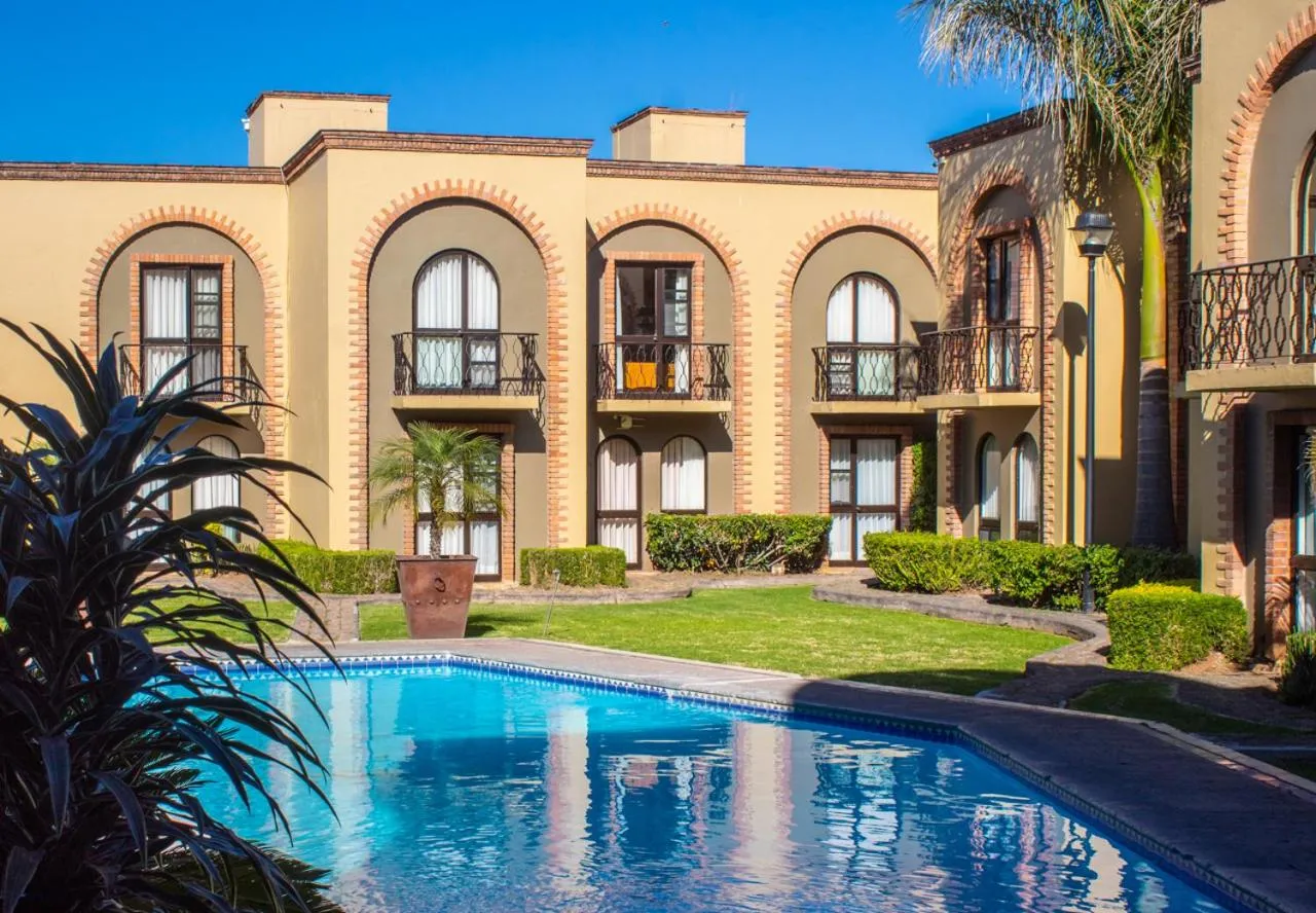 Swimming pool in Hotel Villa Capri