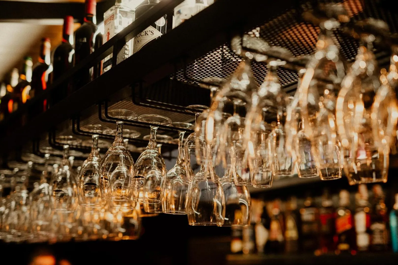 Restaurant/places to eat in esZentrico Suites Jerez