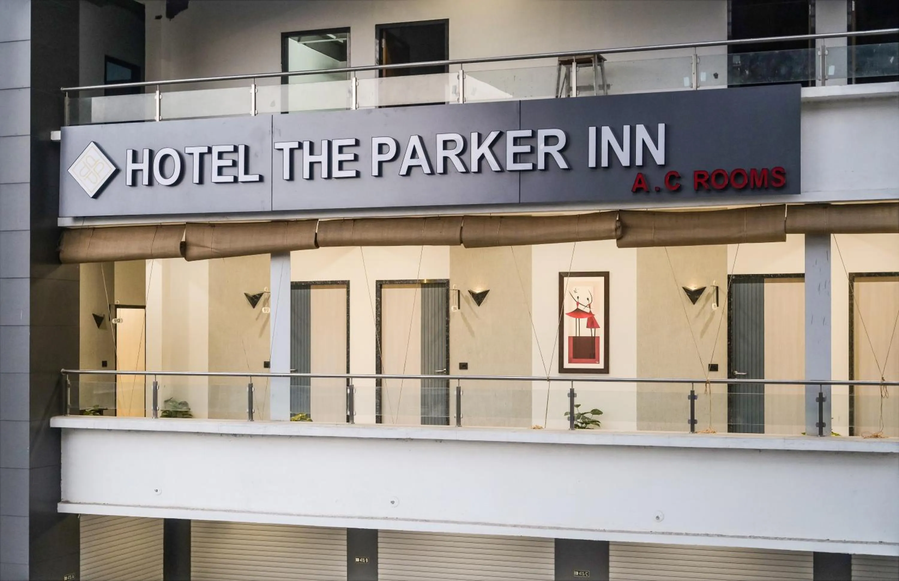 Property logo or sign in HOTEL THE PARKER INN By KBNT GROUP