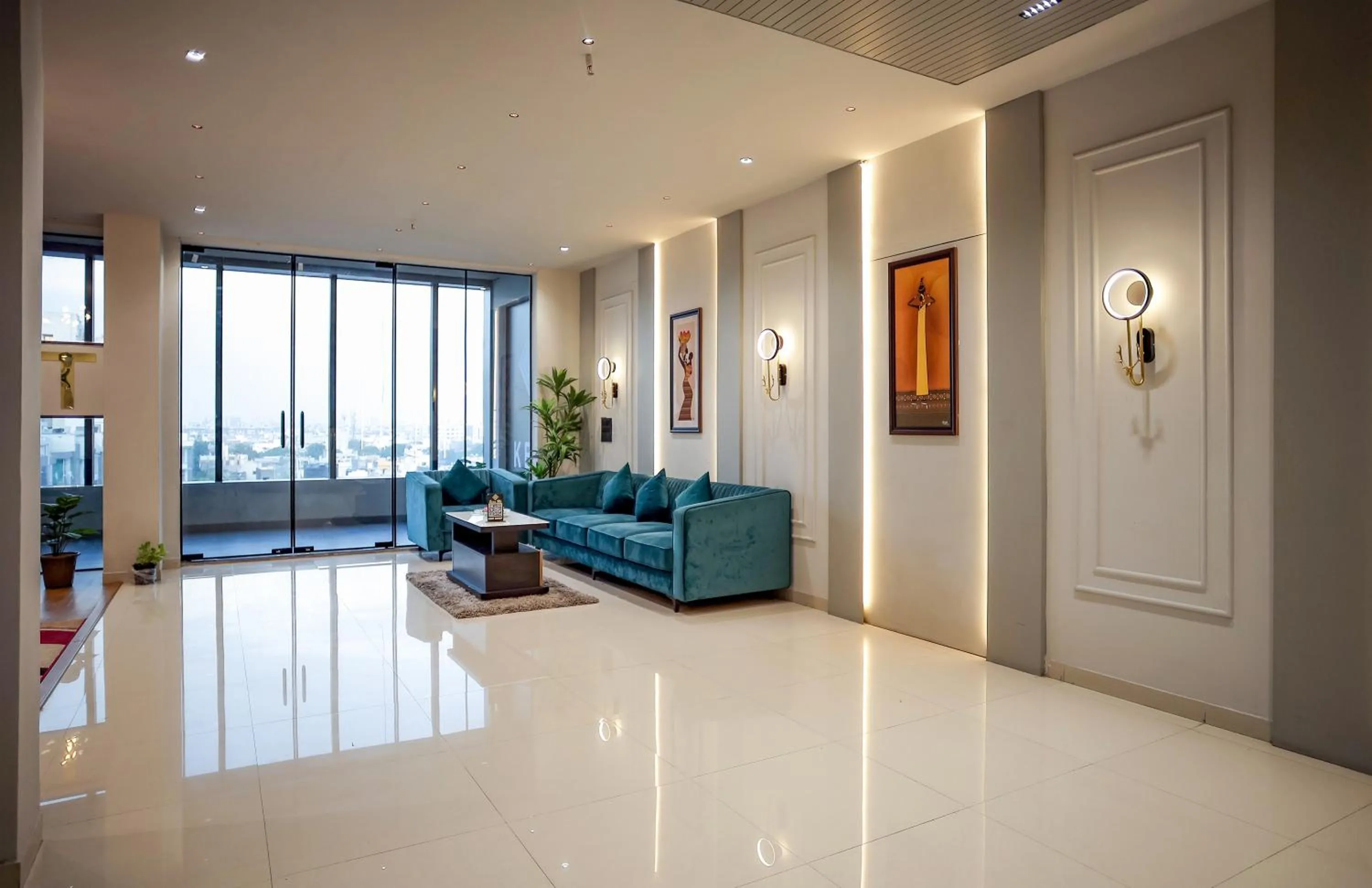 Seating area in HOTEL THE PARKER INN By KBNT GROUP