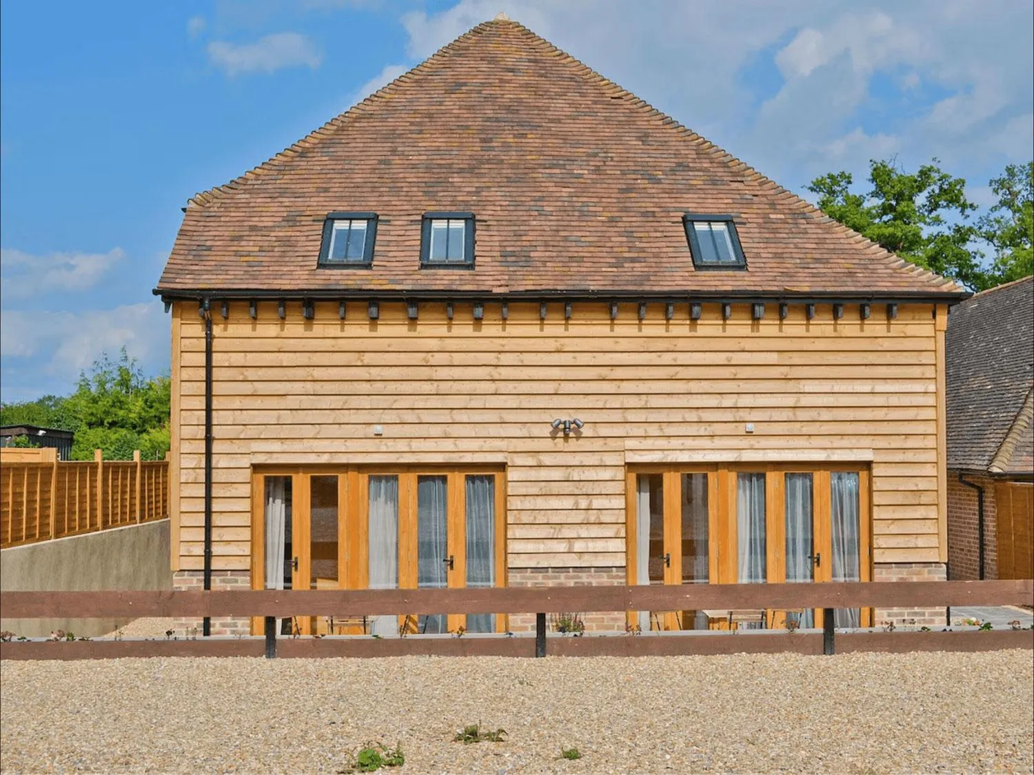 Property building in Trading Boundaries