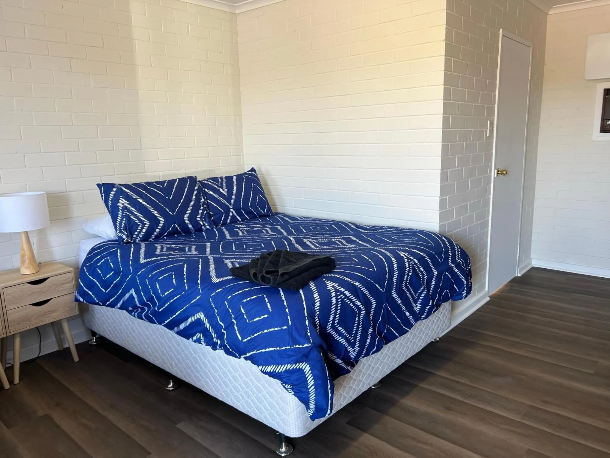 Bed in Pingelly Retreat Motel