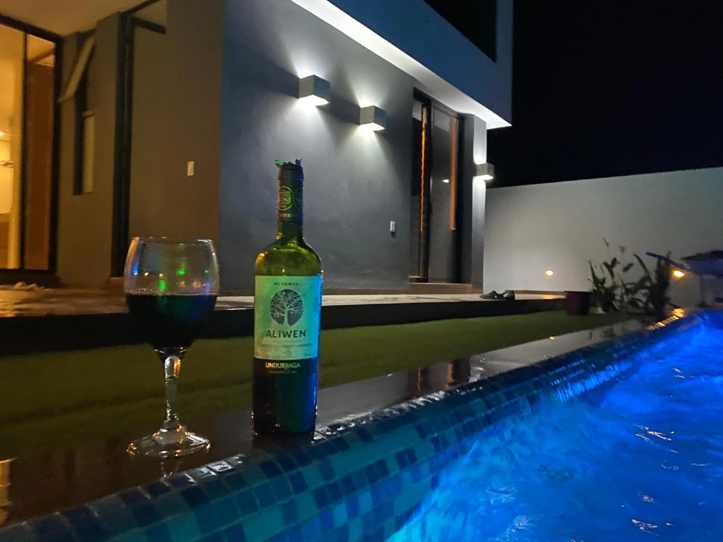 Swimming pool in Tamaran casa de playa Pescadores 16