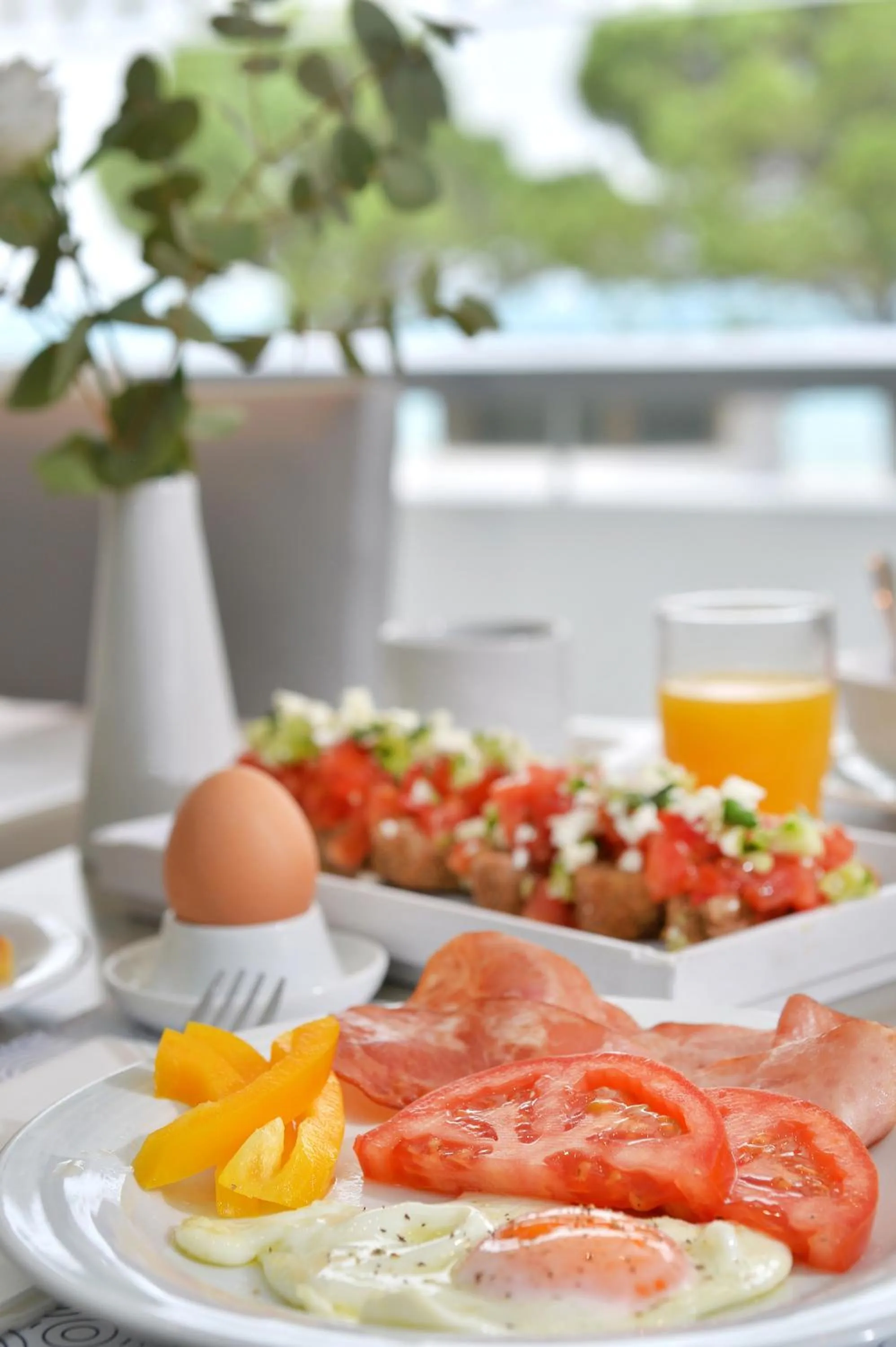 Food and drinks in Airotel Achaia Beach