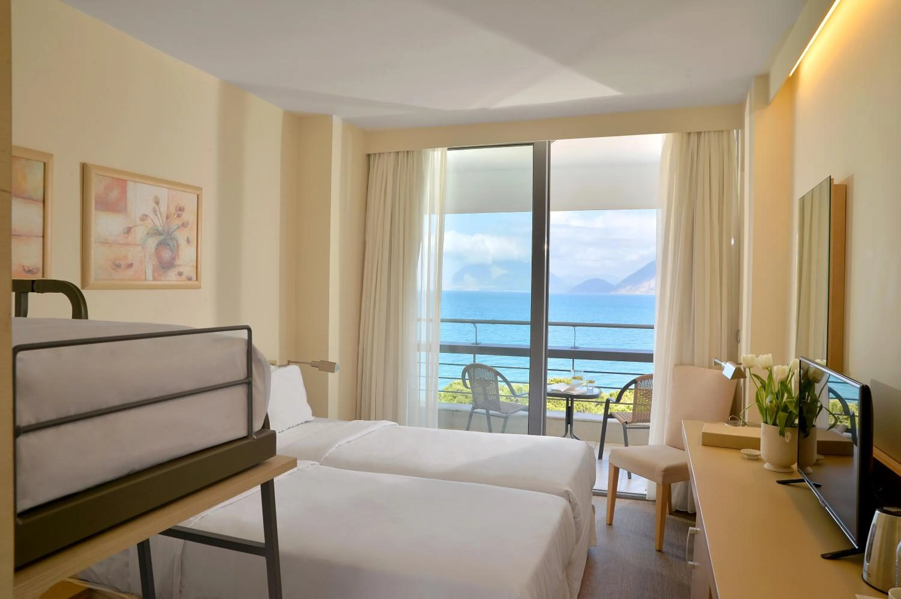 View (from property/room), Bed in Airotel Achaia Beach