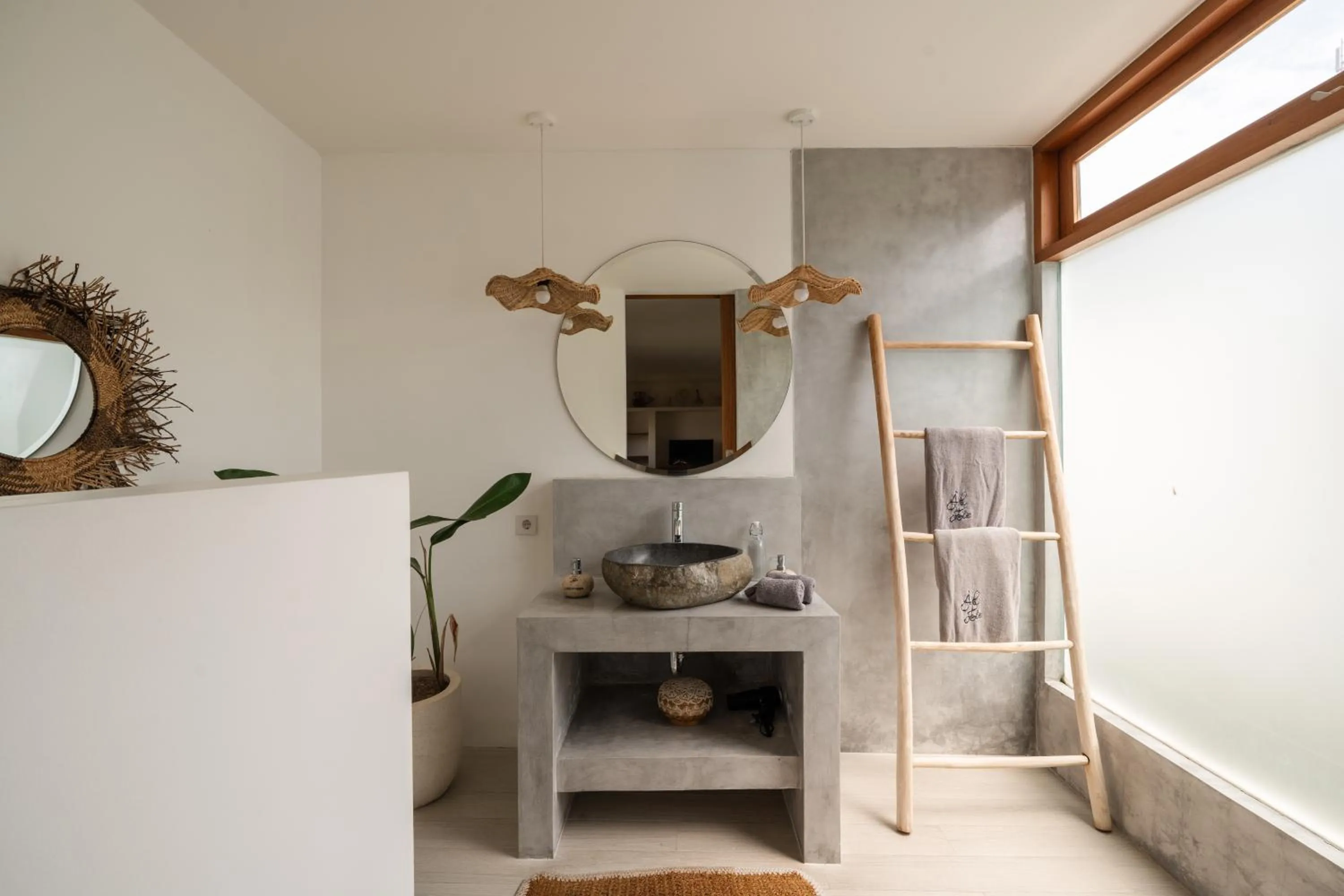 Bathroom in Villa Folie by Alfred in Bali