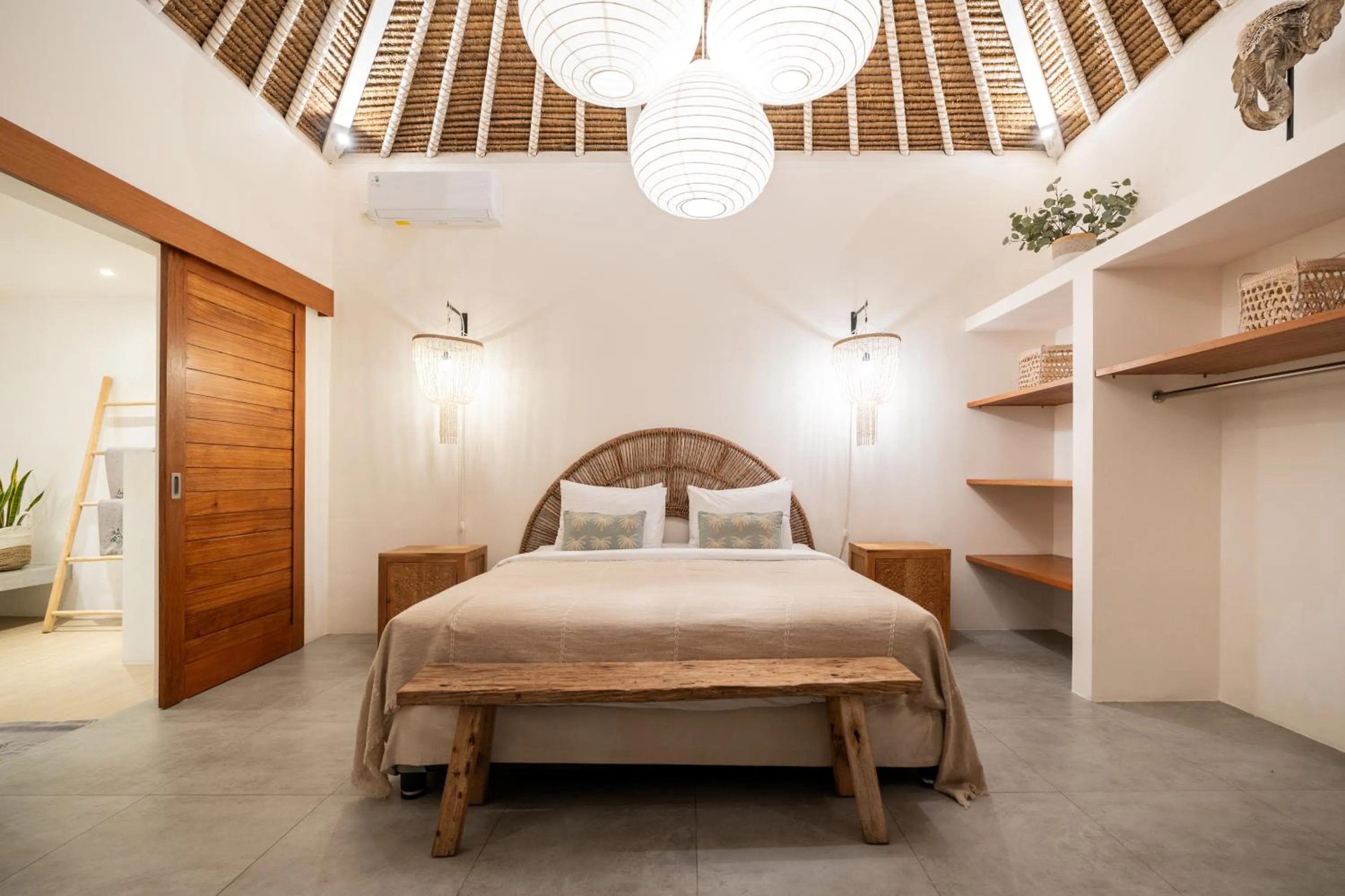 Bedroom, Bed in Villa Folie by Alfred in Bali