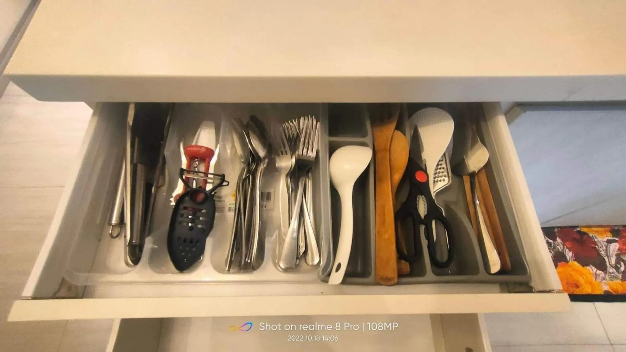 Azure Urban Resort with WIFI and Netflix