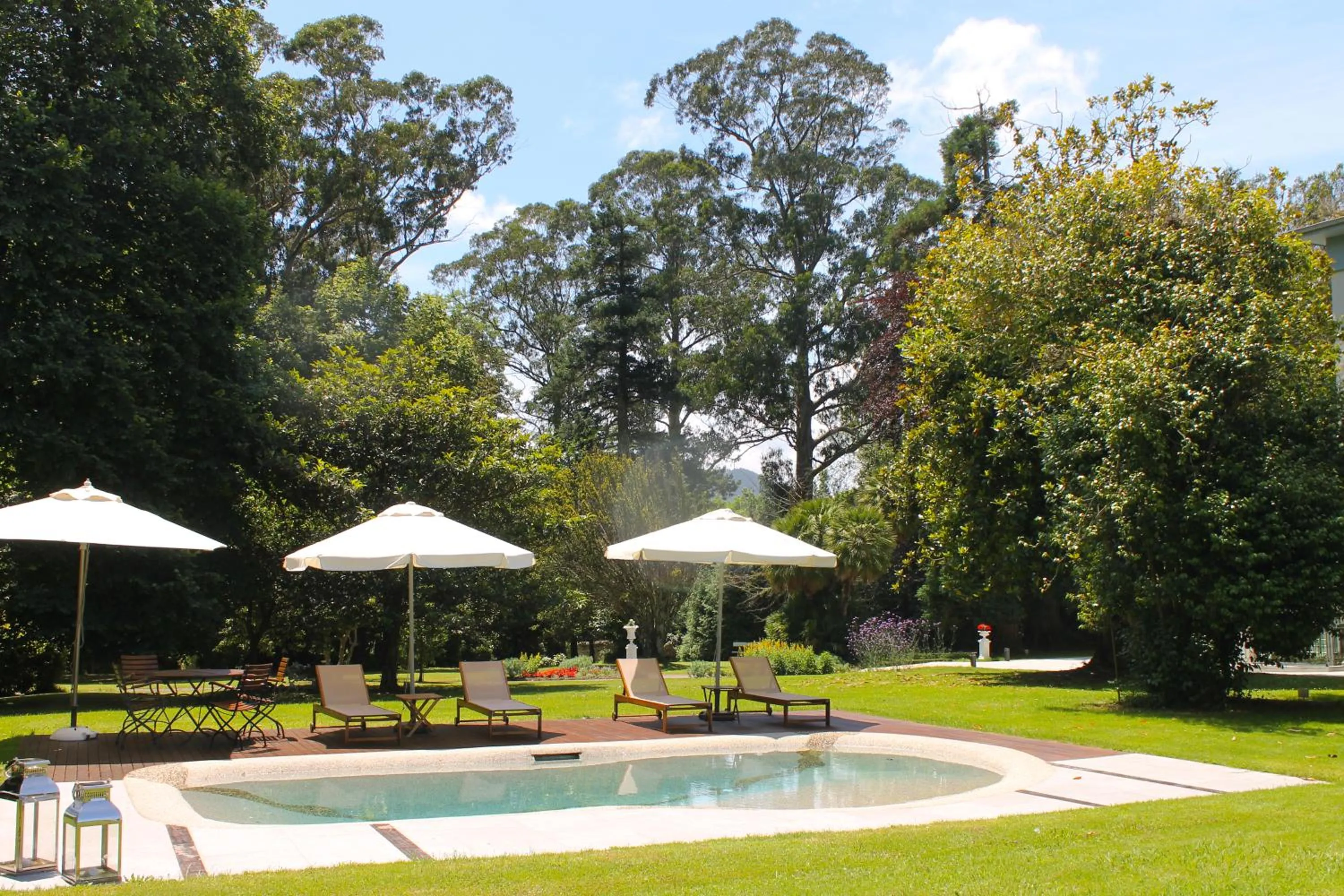 Swimming pool in HOTEL BOUTIQUE VILLA DEL MARQUÉS