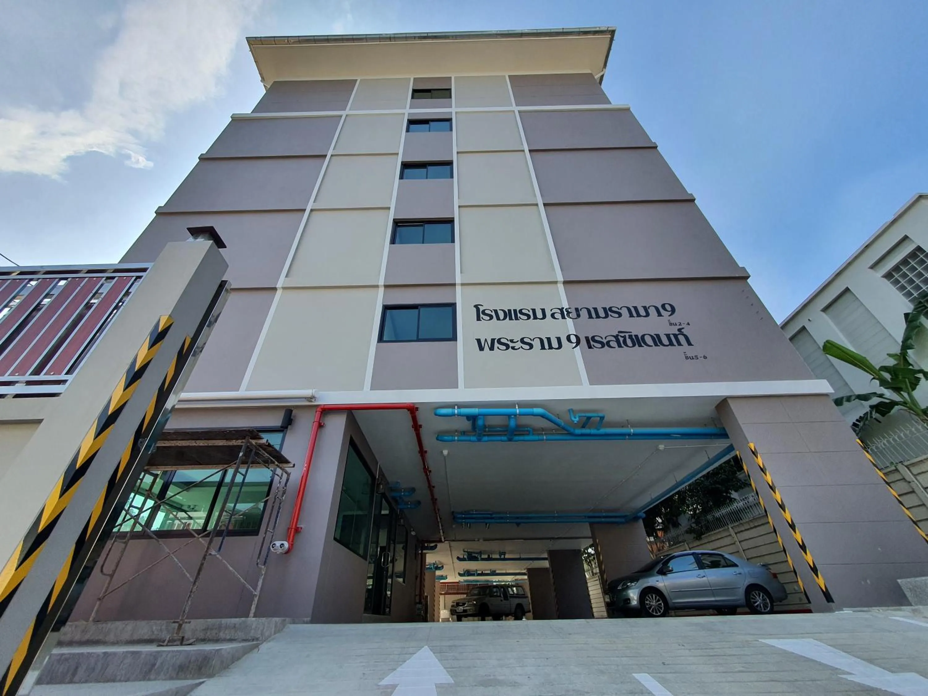 Property building in Siam Rama9 Hotel