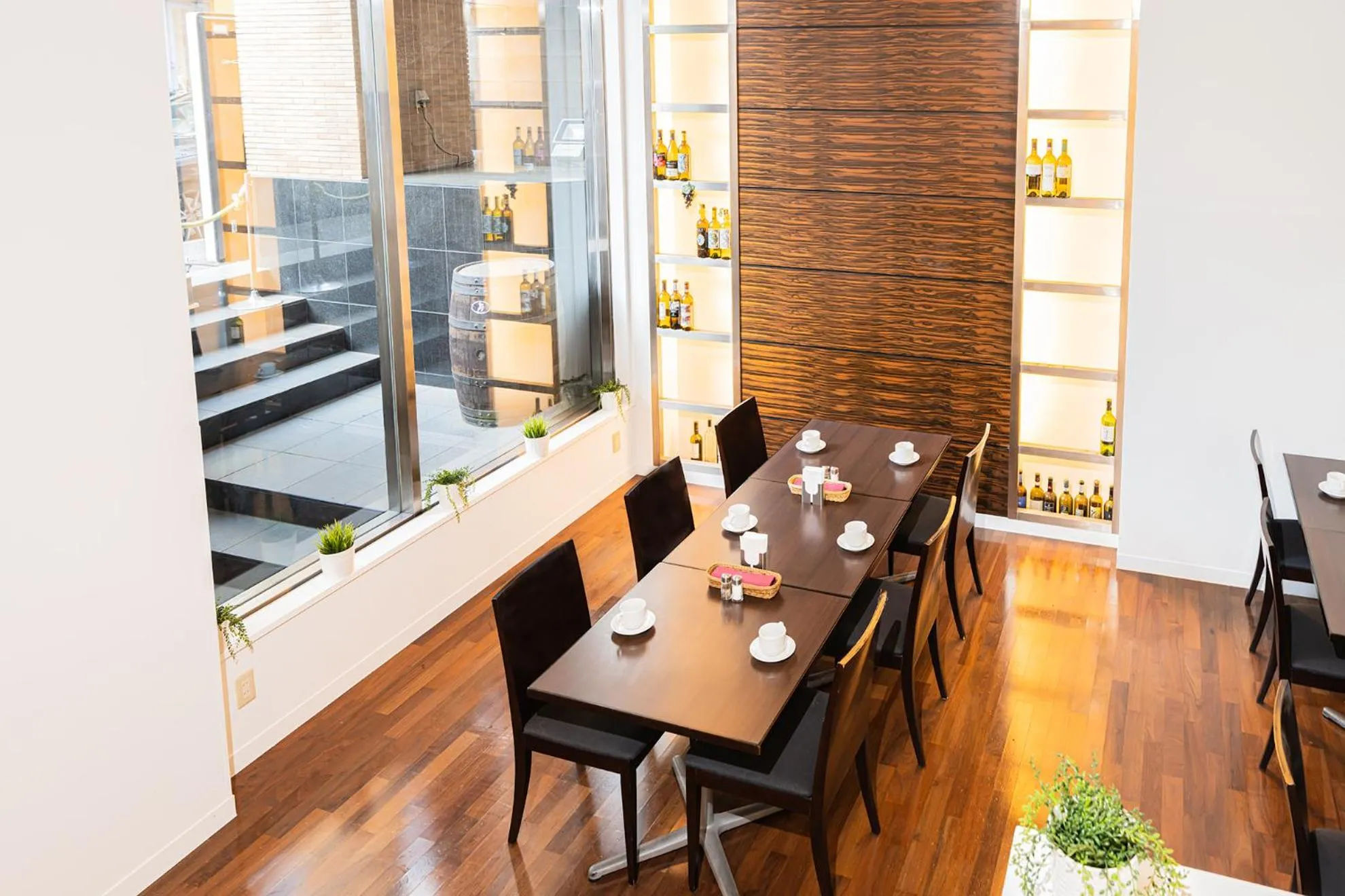 Restaurant/places to eat in Kanda Station Hotel