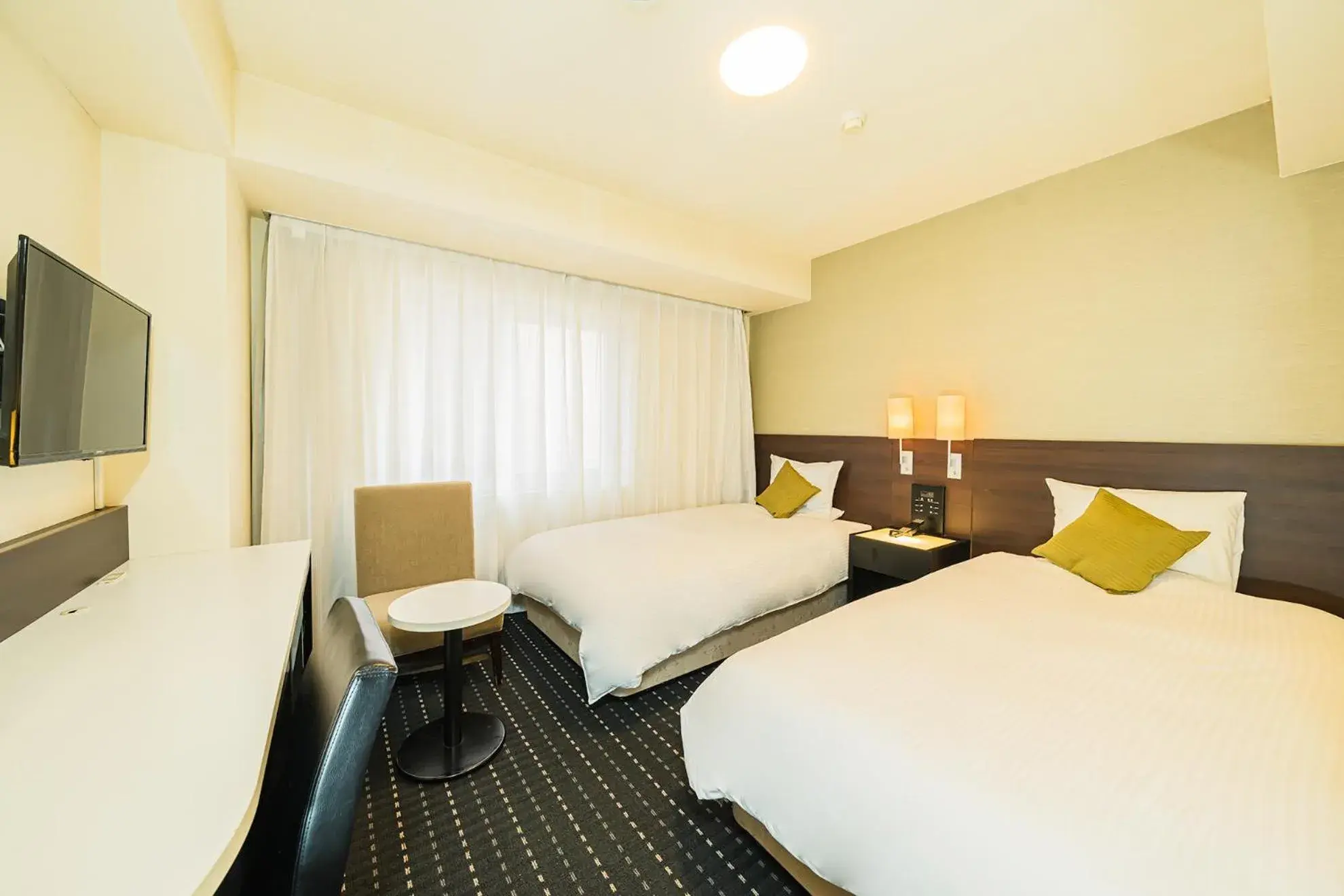 Twin Room - Non-Smoking in Kanda Station Hotel Twin Room - Non-Smoking in Kanda Station Hotel