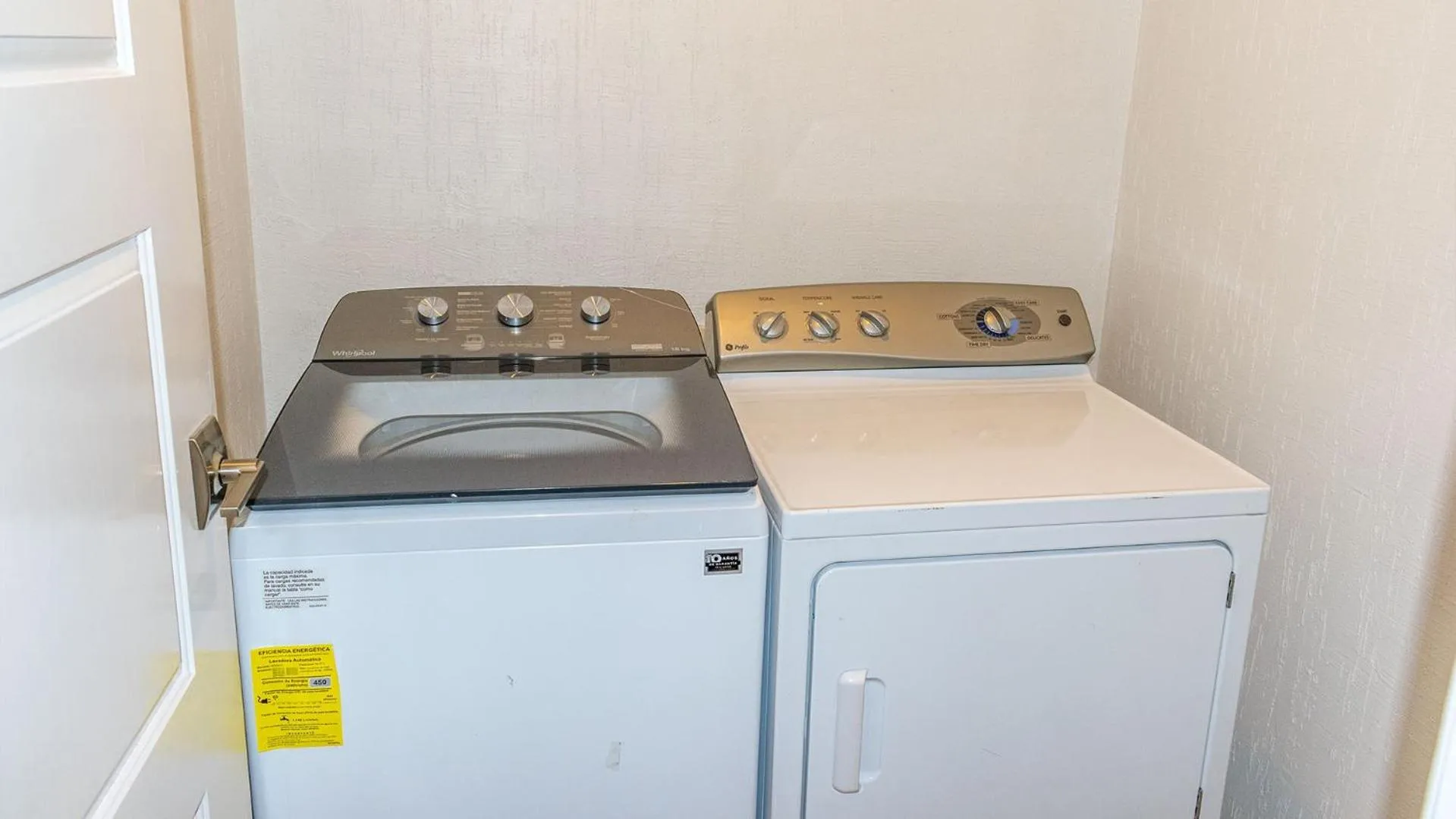 Stunning 3 Bedroom Beach Villa on Sandy Beach at Las Palmas Beachfront Resort V-16 villa