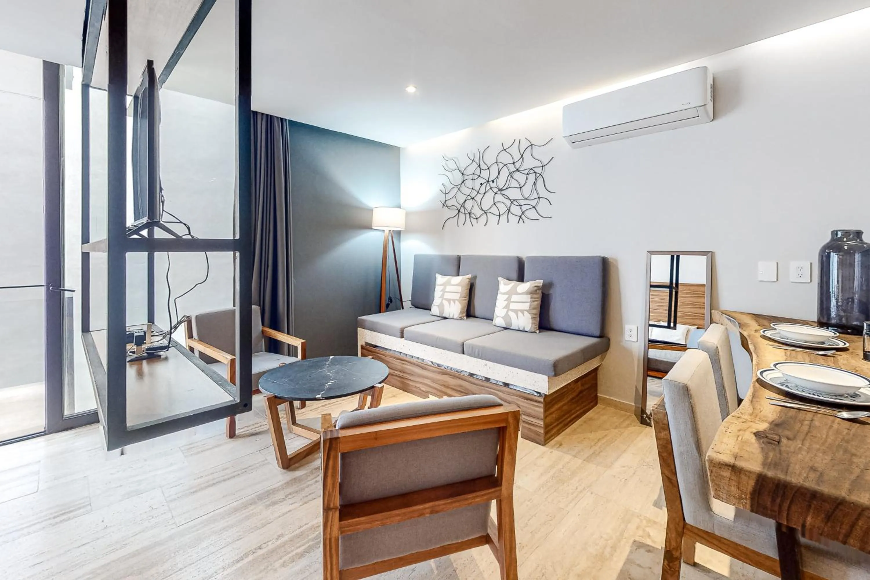 Bed in Kaab South Beach #309