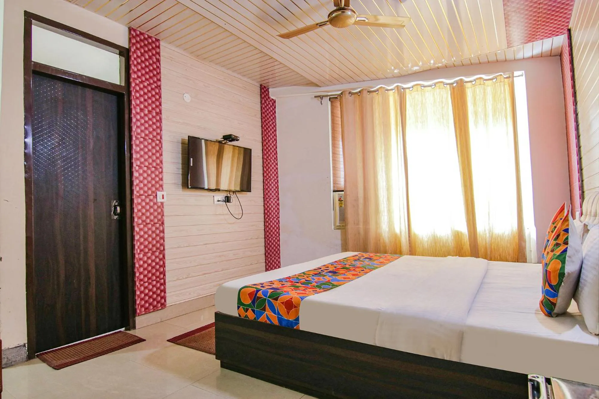 Communal lounge/ TV room, Bed in Via GS