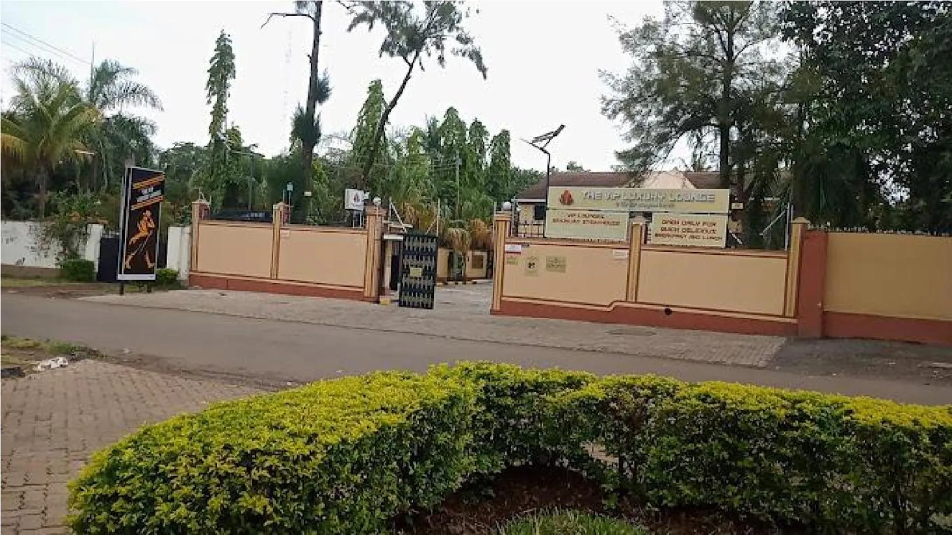 Property building in The VIP Luxury Lounge Hotel