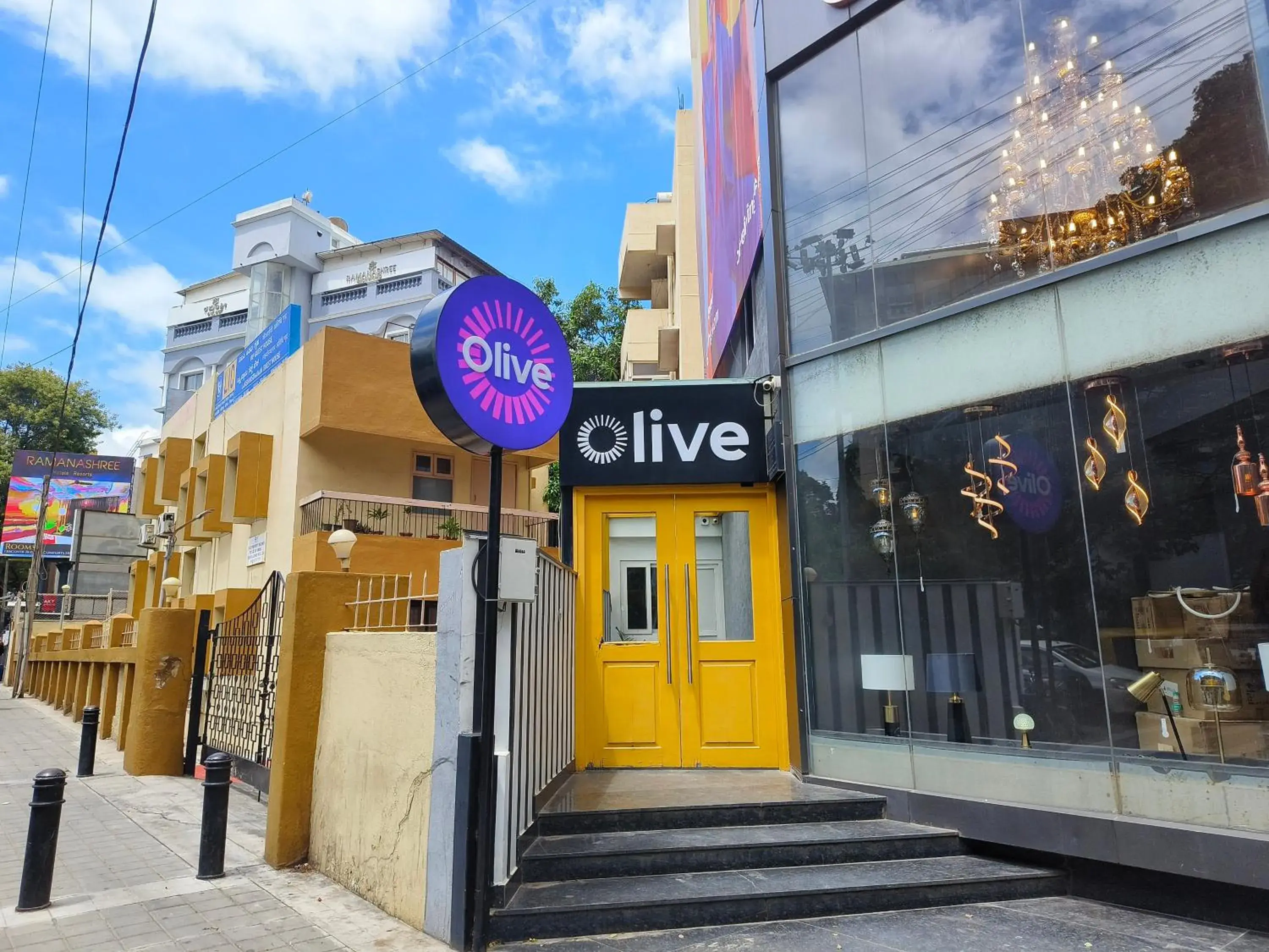 Olive Zip Richmond Circle by Embassy Group Olive Zip Richmond Circle by Embassy Group