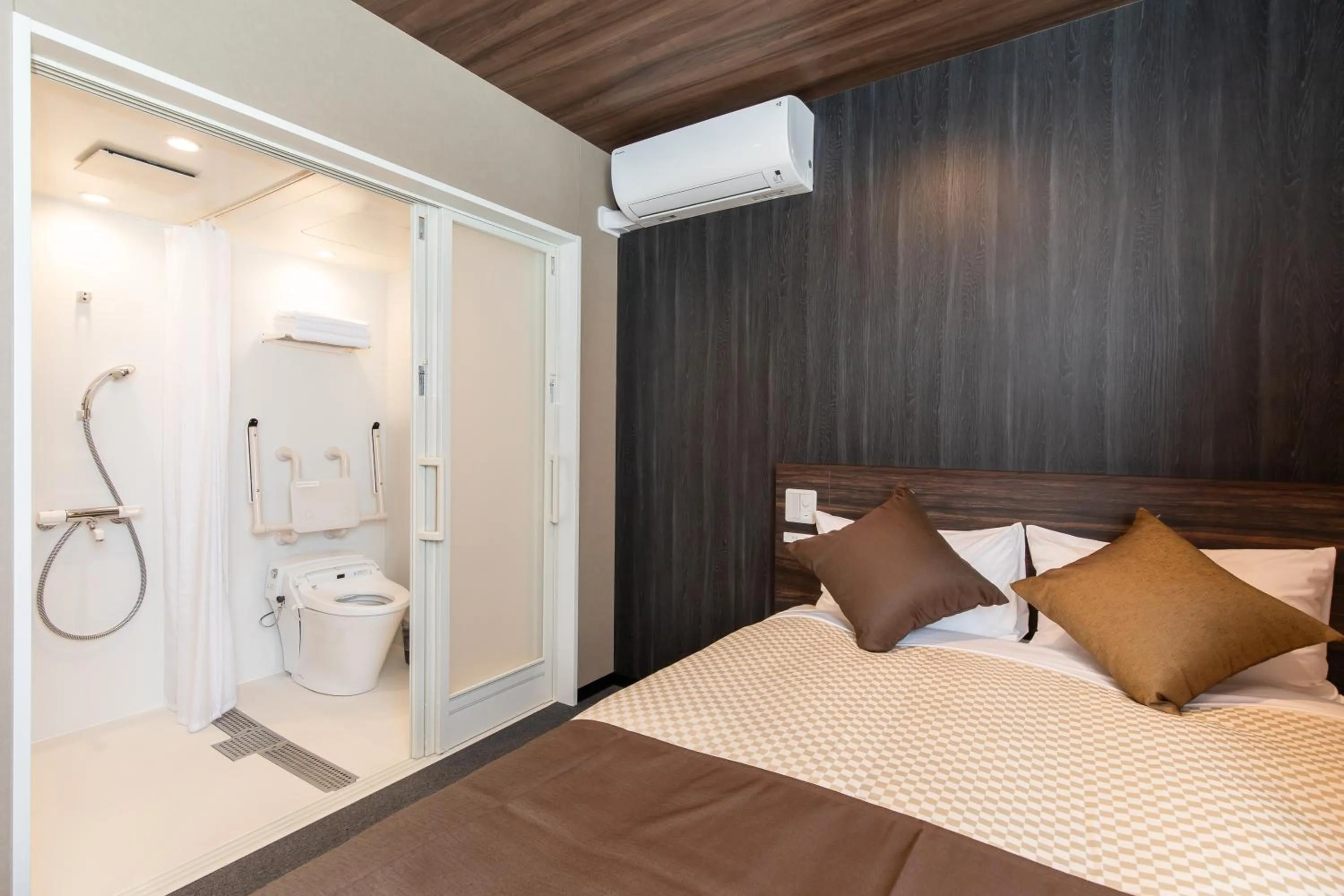 Bed in The Celecton Fujisan Gotemba Interchange