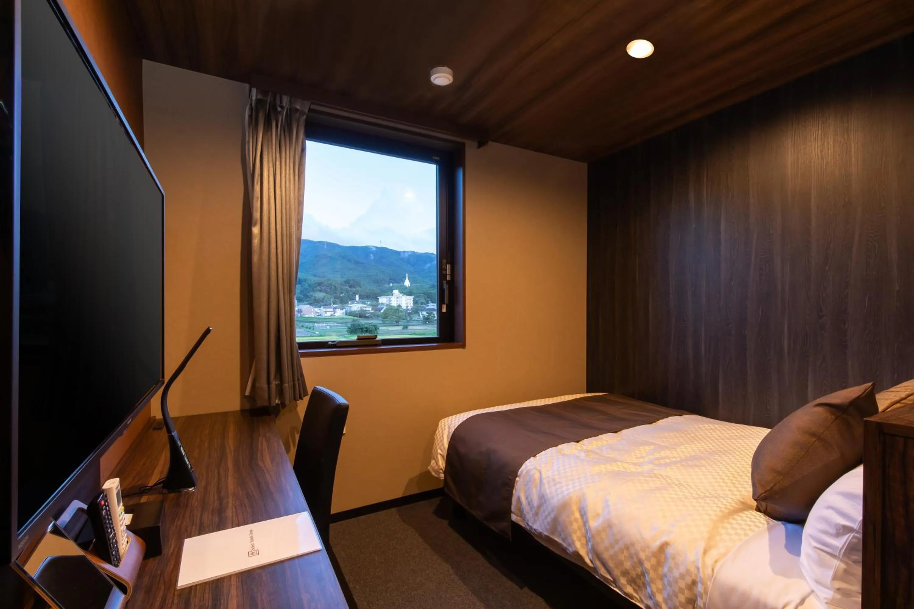 Bed in The Celecton Fujisan Gotemba Interchange