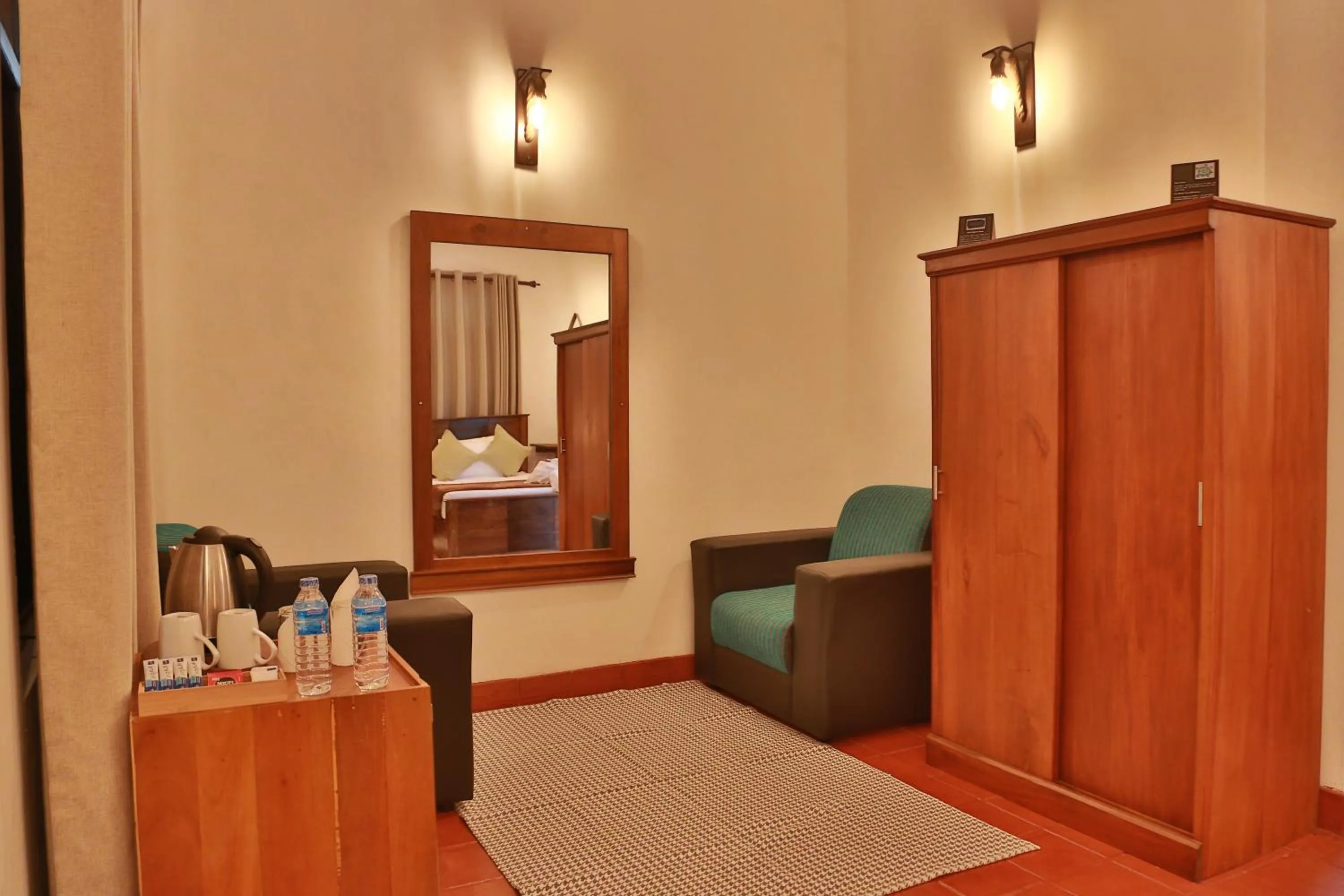 wardrobe in Tepraas Sigiriya