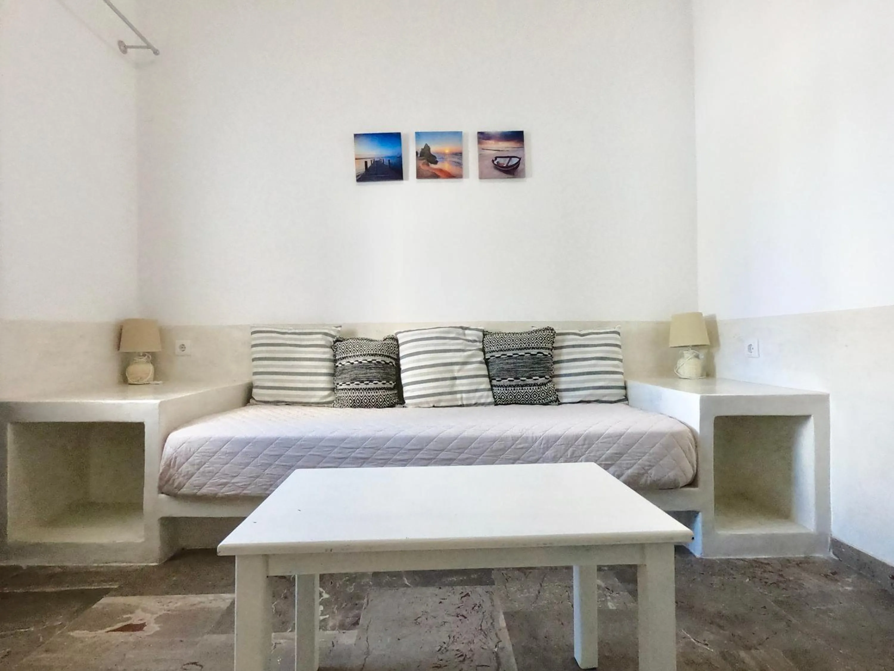 Living room in Anny Studios & Rooms Perissa Beach