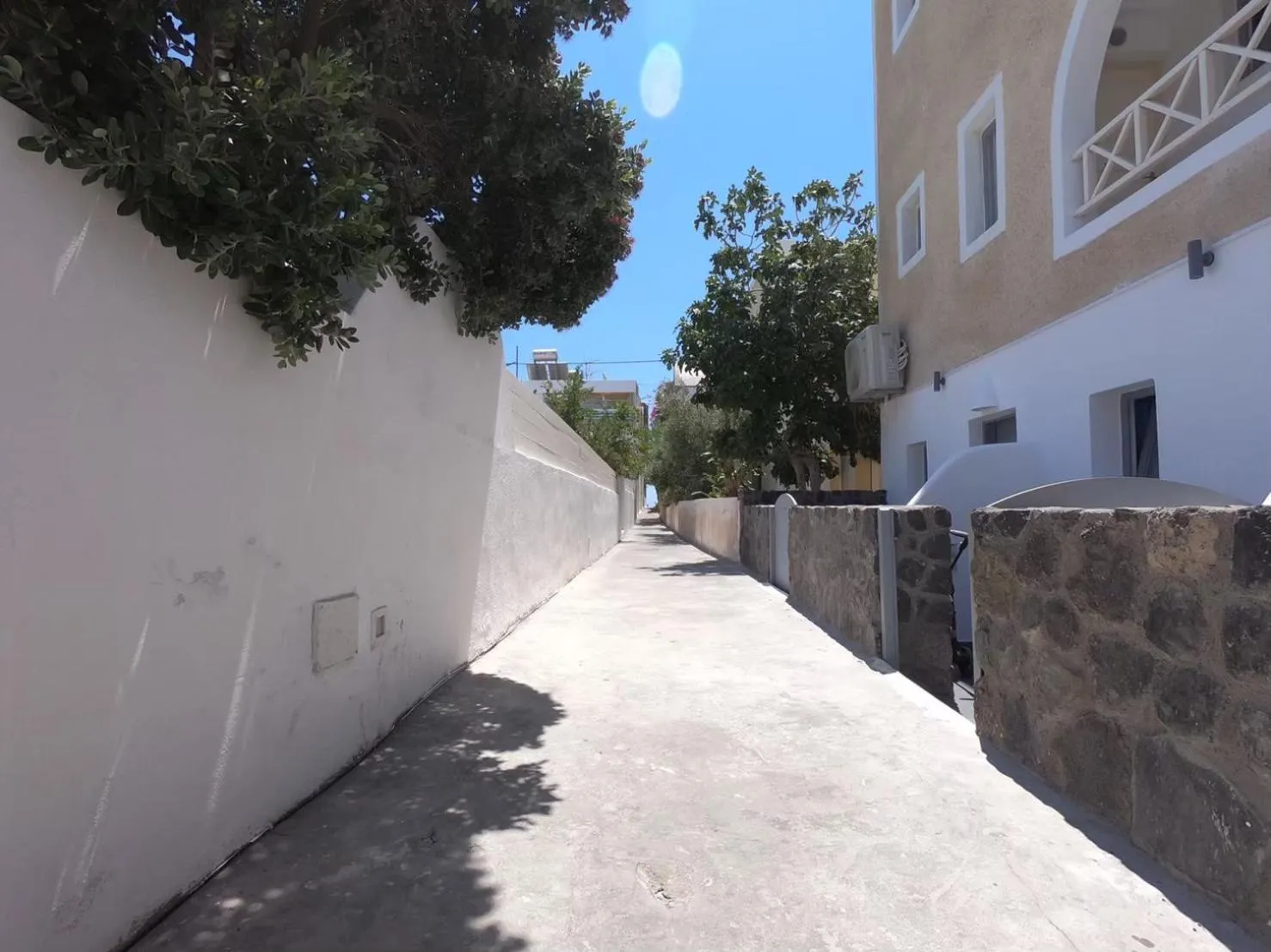 Property building in Anny Studios & Rooms Perissa Beach