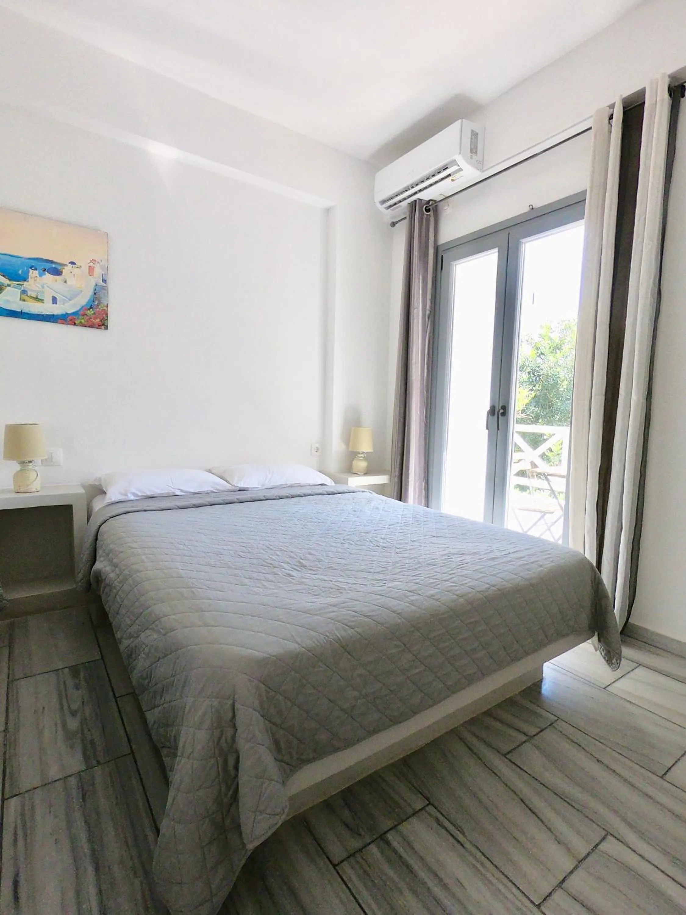 Bedroom, Bed in Anny Studios & Rooms Perissa Beach