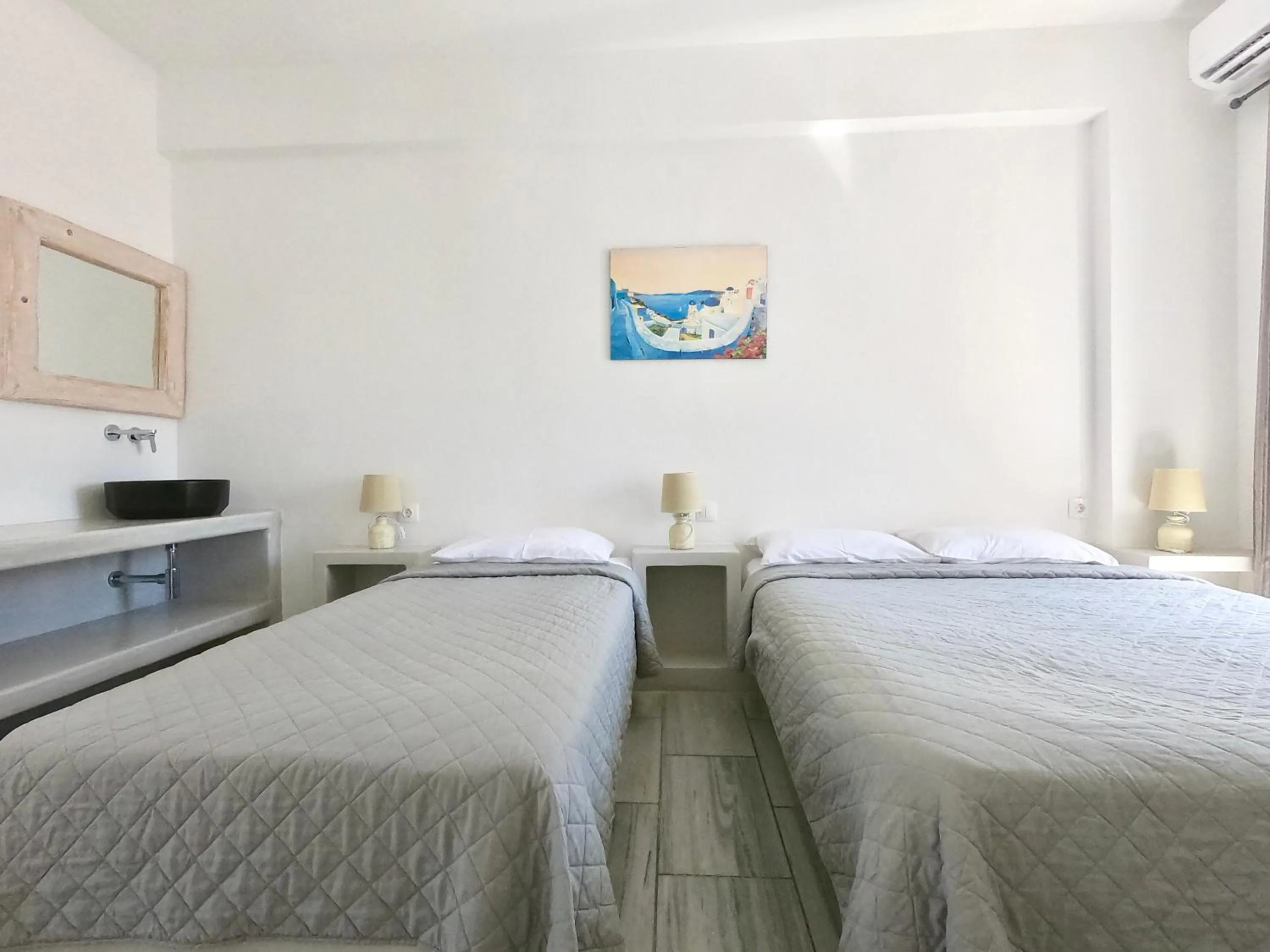 Bedroom, Bed in Anny Studios & Rooms Perissa Beach