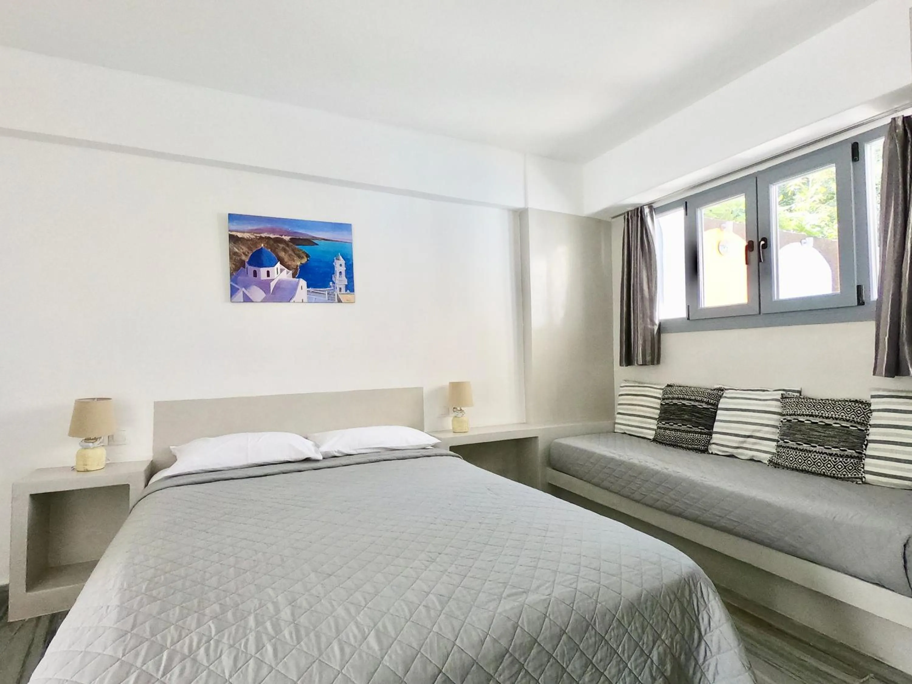 Bedroom, Bed in Anny Studios & Rooms Perissa Beach