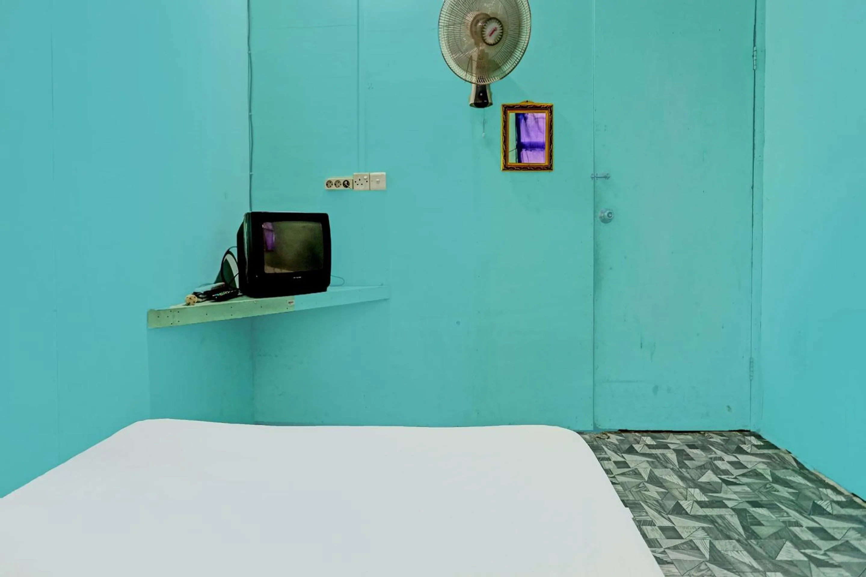 Bedroom, Bed in Hotel O Jodoh Stay SyariahNearPelabuhan Feri Harbor Bay